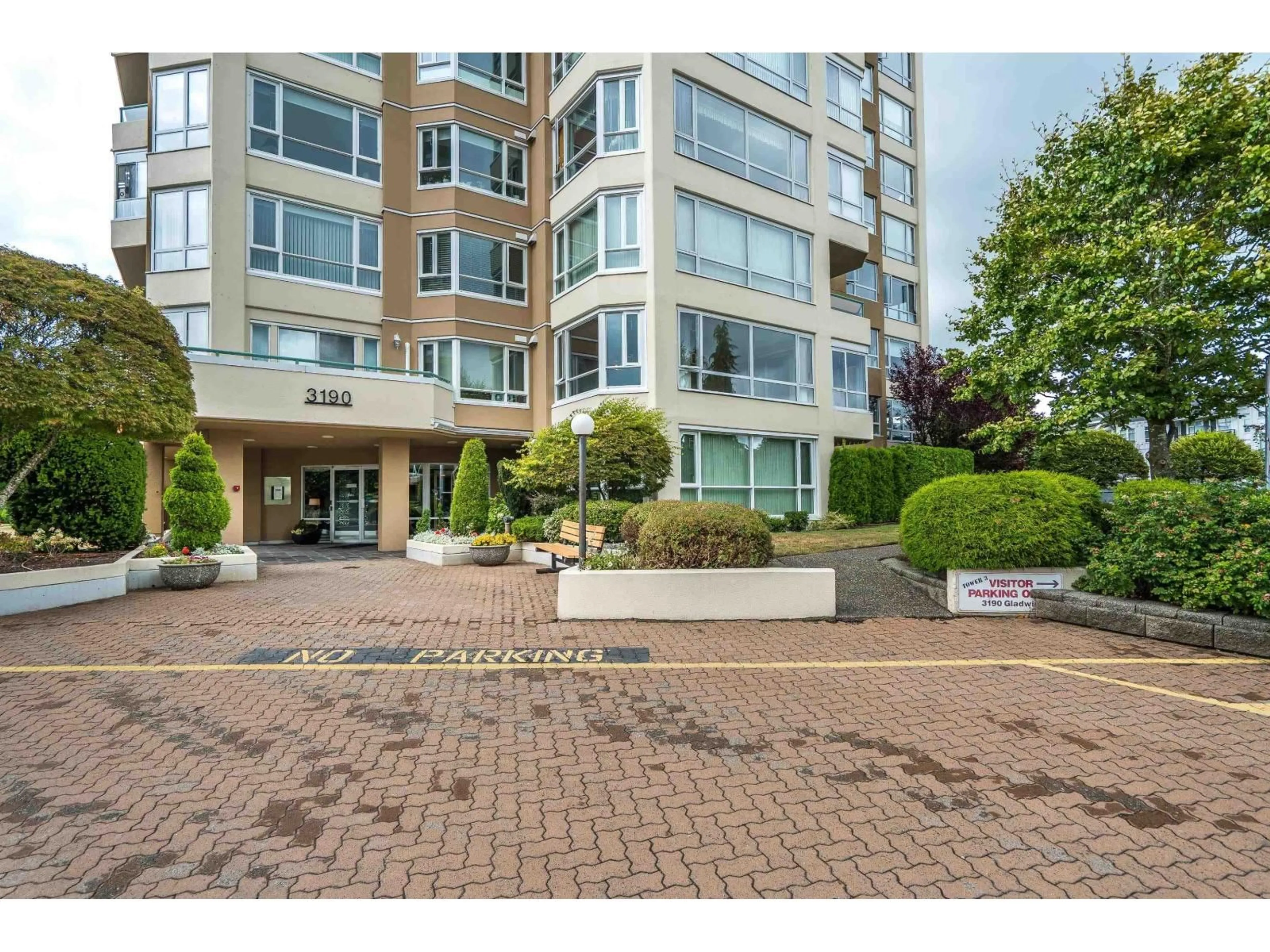 Unknown for 202 - 3190 GLADWIN, Abbotsford British Columbia V2T5T2