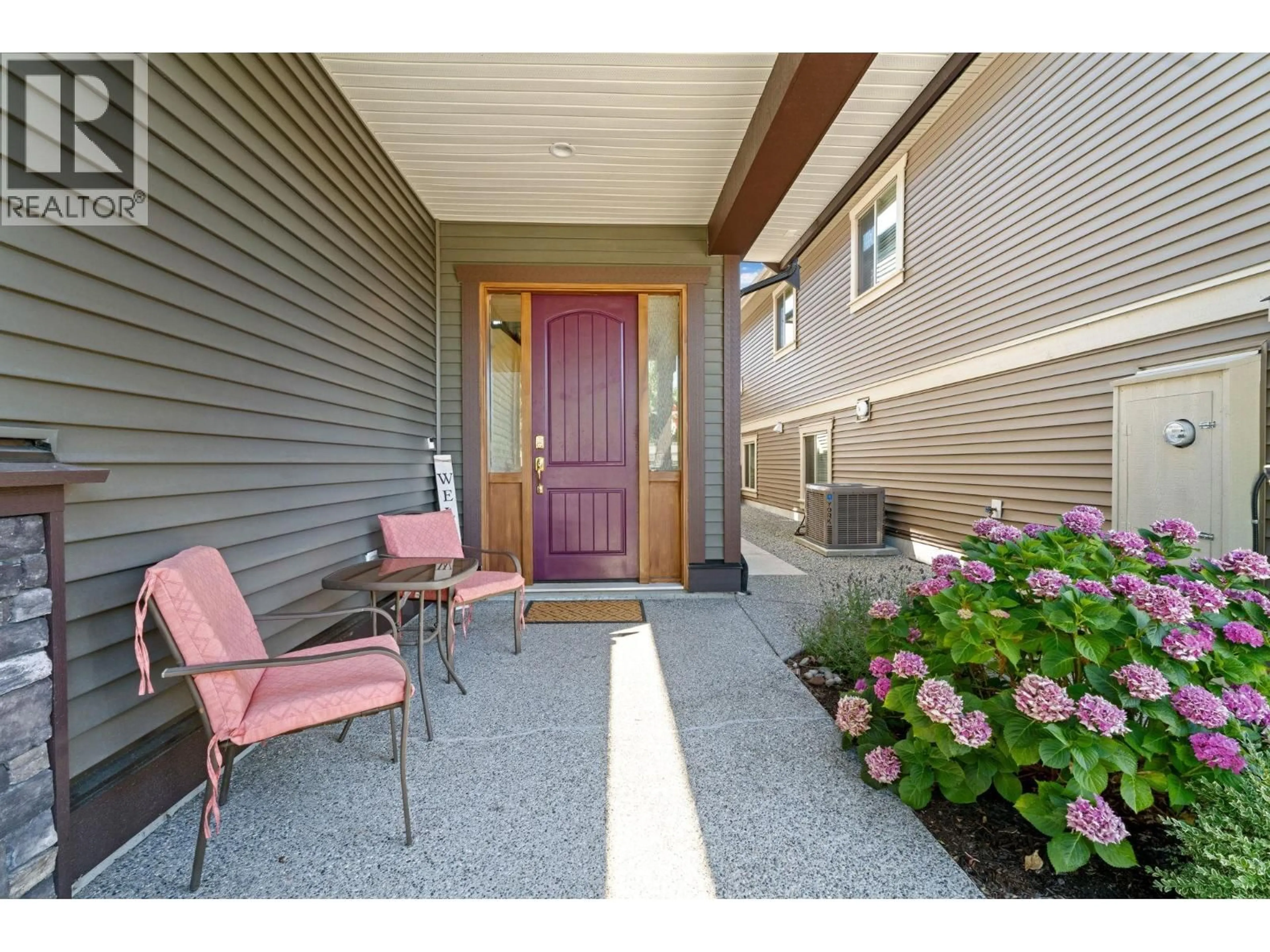 Indoor entryway for 13346 236 STREET, Maple Ridge British Columbia V4R0E4