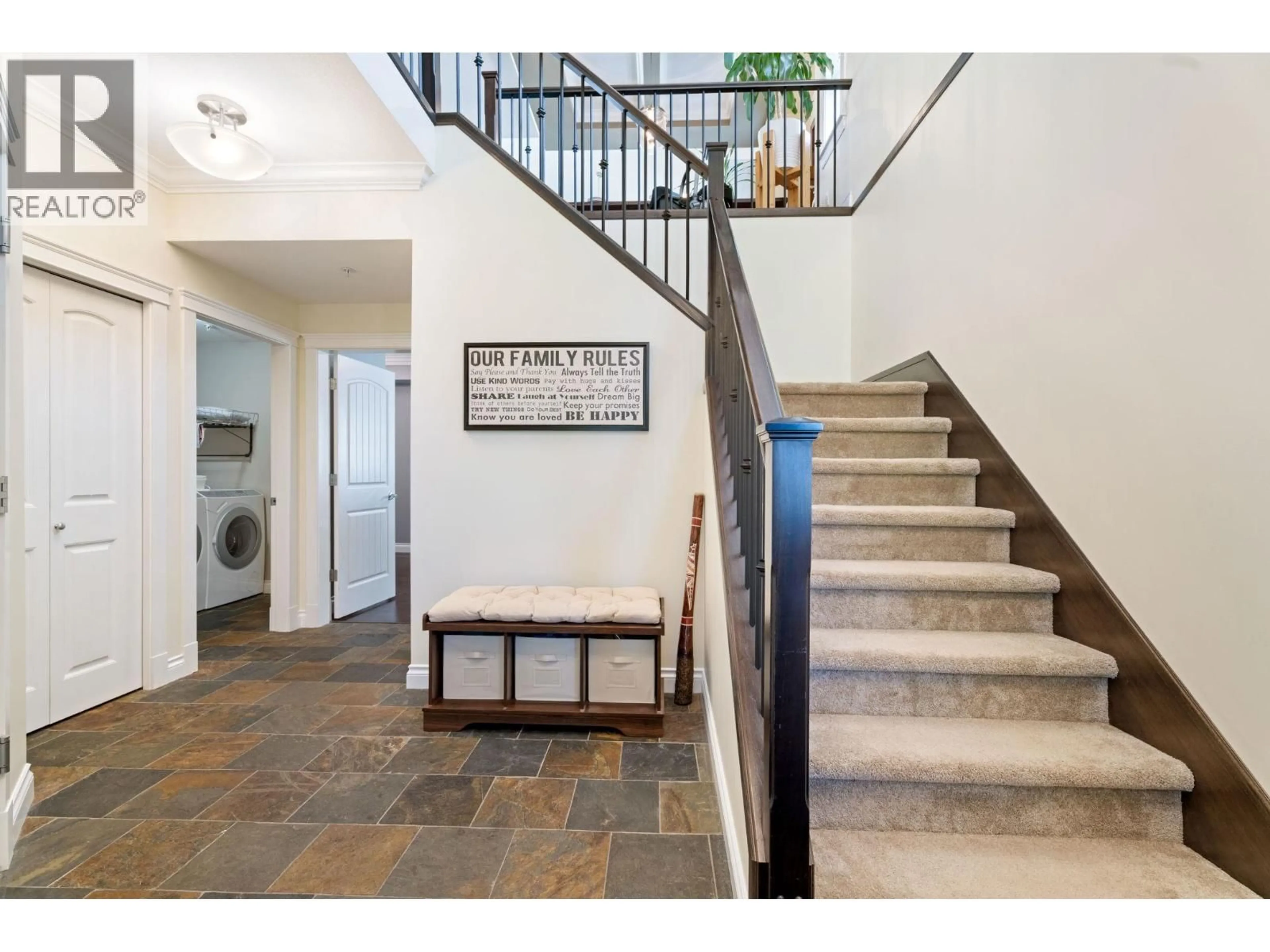 Indoor entryway for 13346 236 STREET, Maple Ridge British Columbia V4R0E4