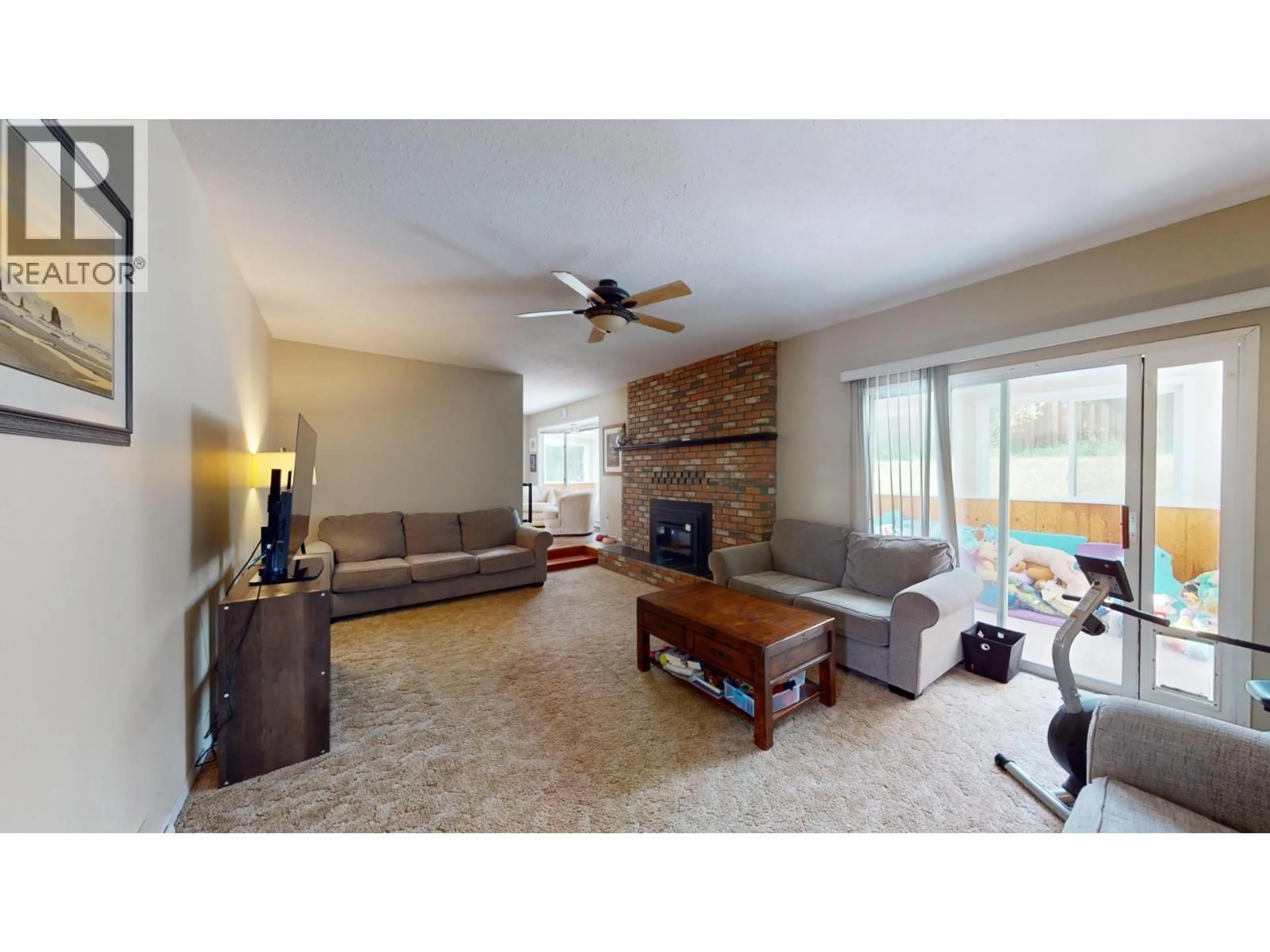 Living room with furniture, unknown for 891 FUNN STREET, Quesnel British Columbia V2J5B2