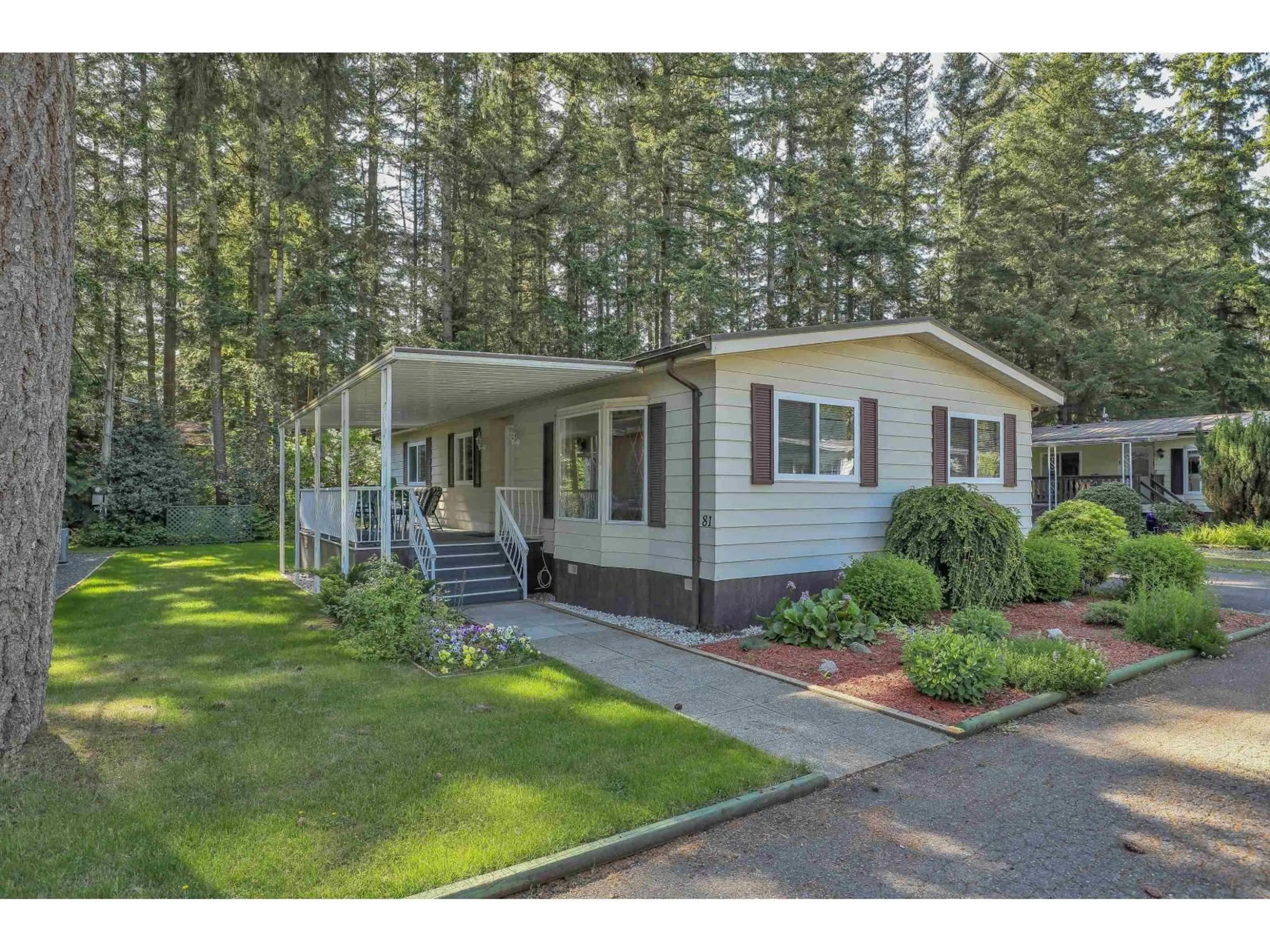 Home with vinyl exterior material, unknown for 81 - 20071 24, Langley British Columbia V2Z2A1