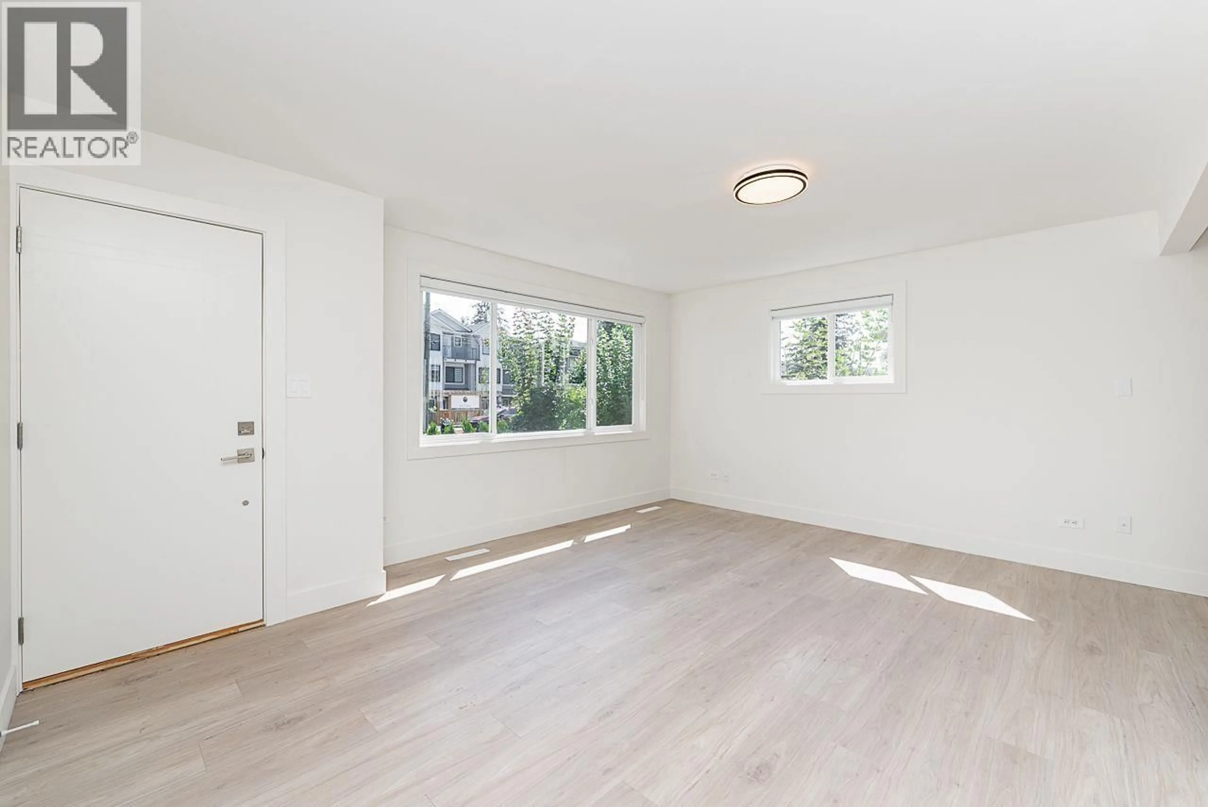 A pic of a room for 1747 SALISBURY AVENUE, Port Coquitlam British Columbia V3B1X6