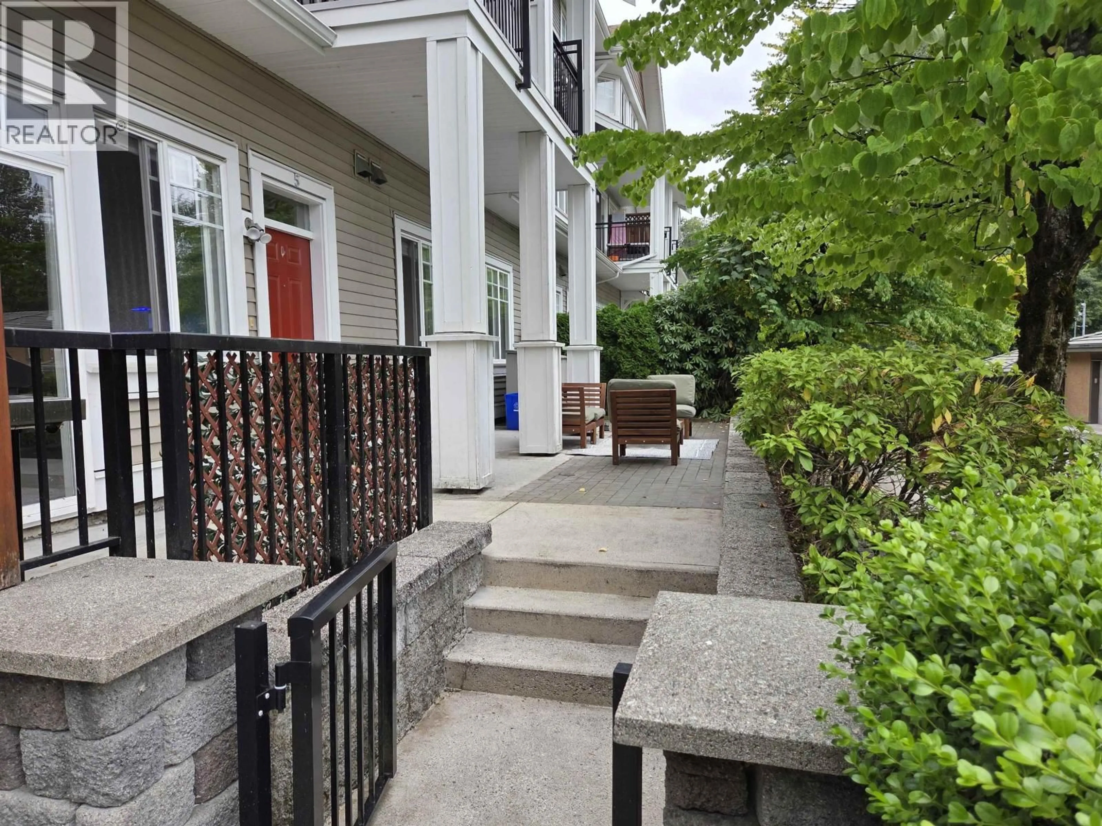 Patio, street for 5 - 4025 NORFOLK STREET, Burnaby British Columbia V5G0A5