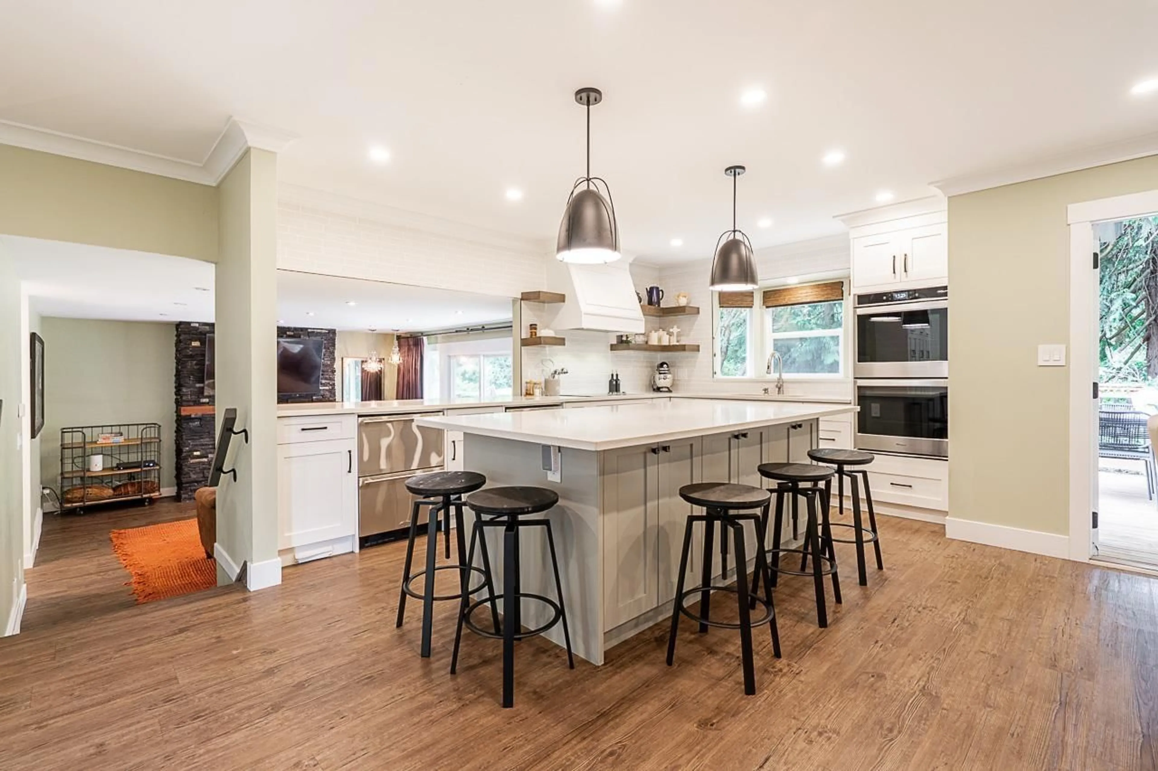Open concept kitchen, unknown for 12339 - SOUTHPARK CRESCENT, Surrey British Columbia V3X2C1