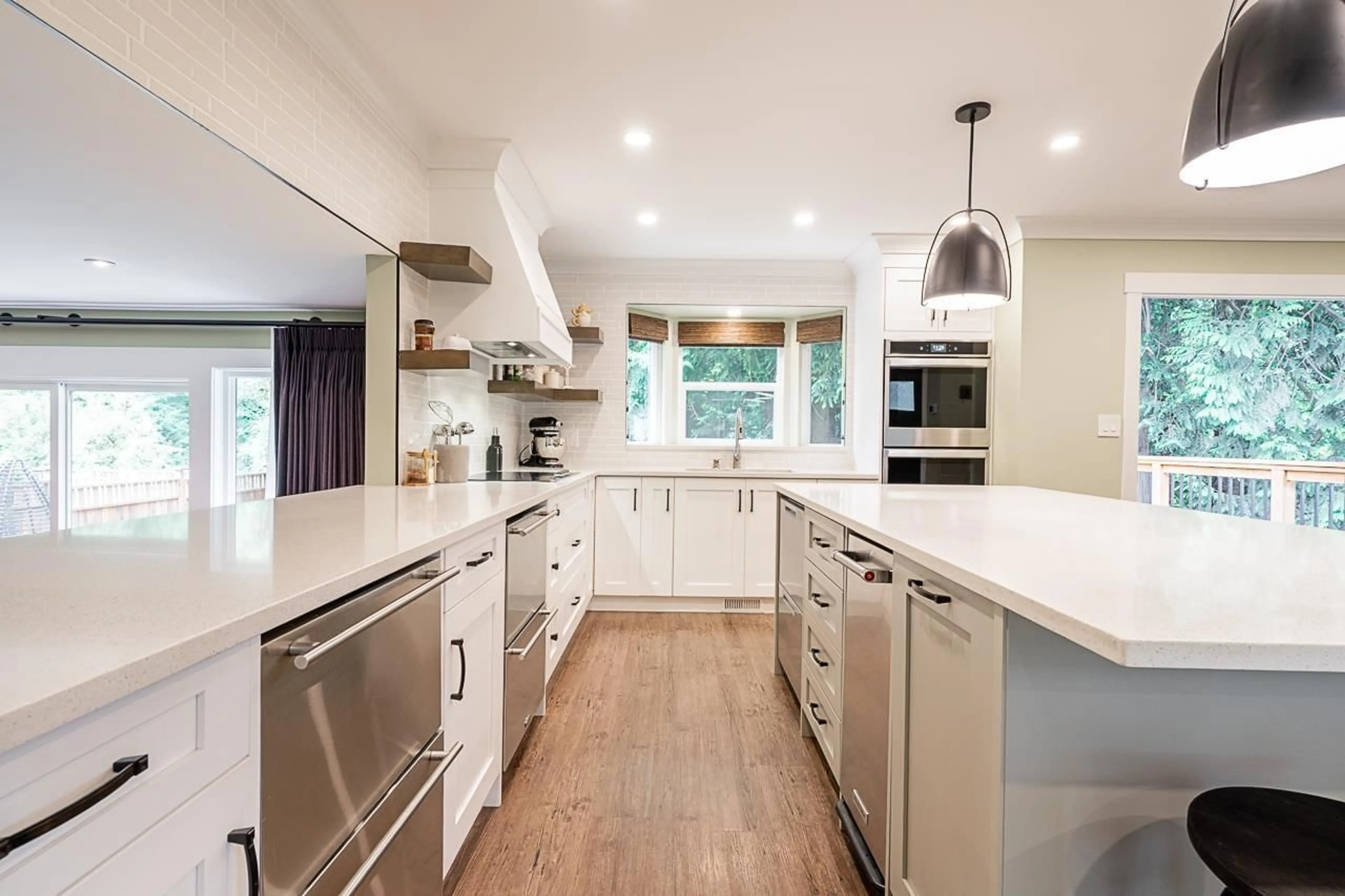 Contemporary kitchen, unknown for 12339 - SOUTHPARK CRESCENT, Surrey British Columbia V3X2C1