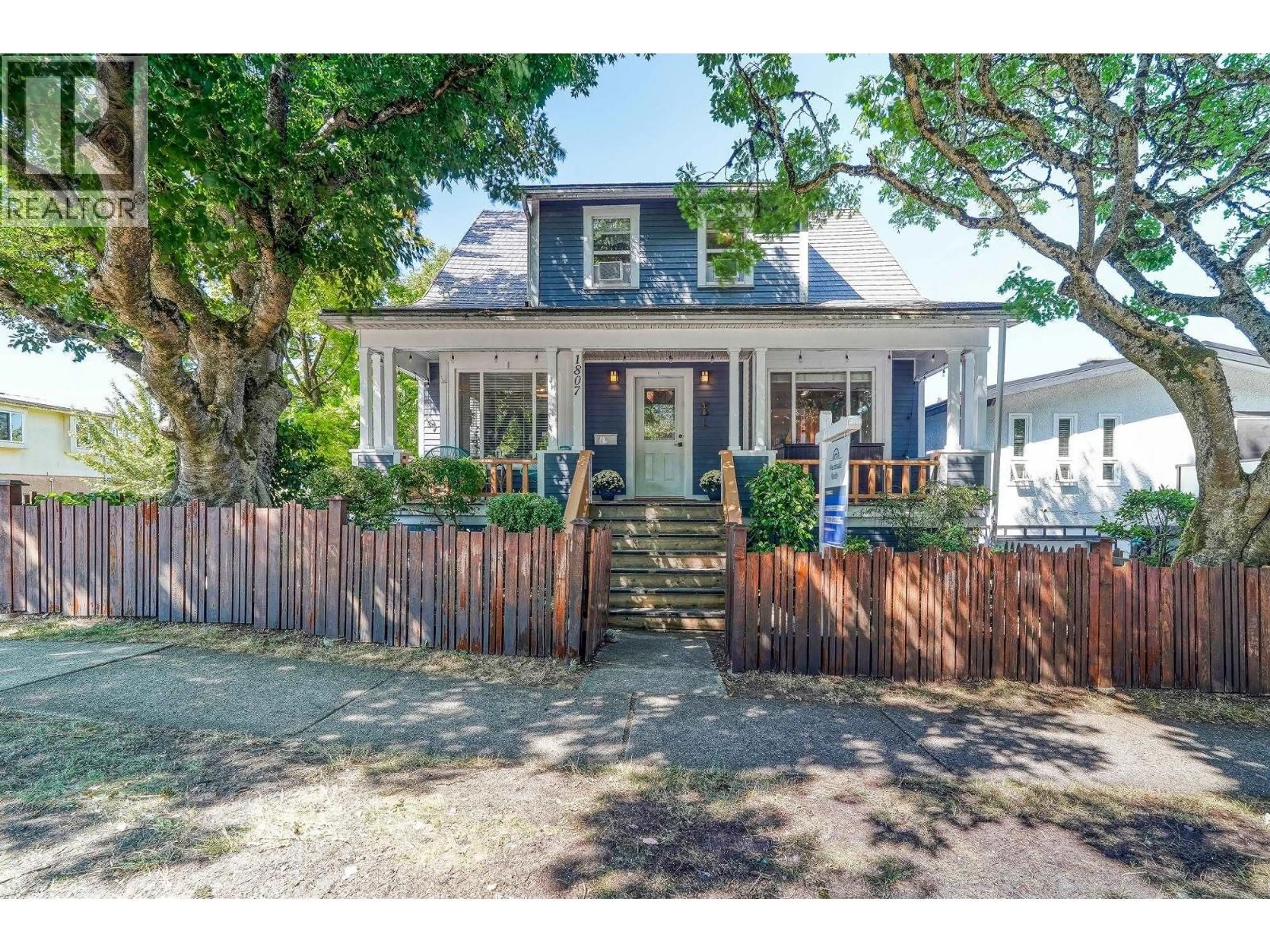 Home with vinyl exterior material, street for 1807 35TH AVENUE, Vancouver British Columbia V5P1B7