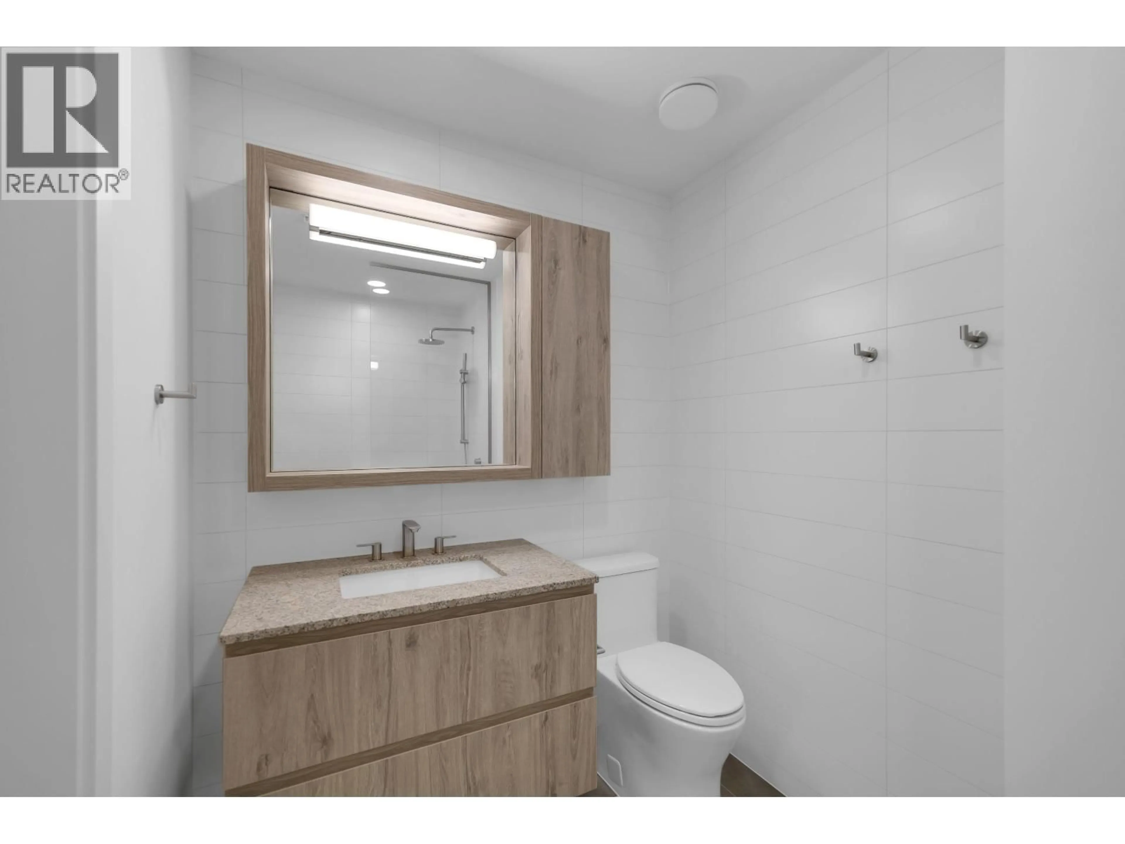 Standard bathroom, unknown for 412 - 1506 SCOTT CRESCENT, Squamish British Columbia V8B1G4