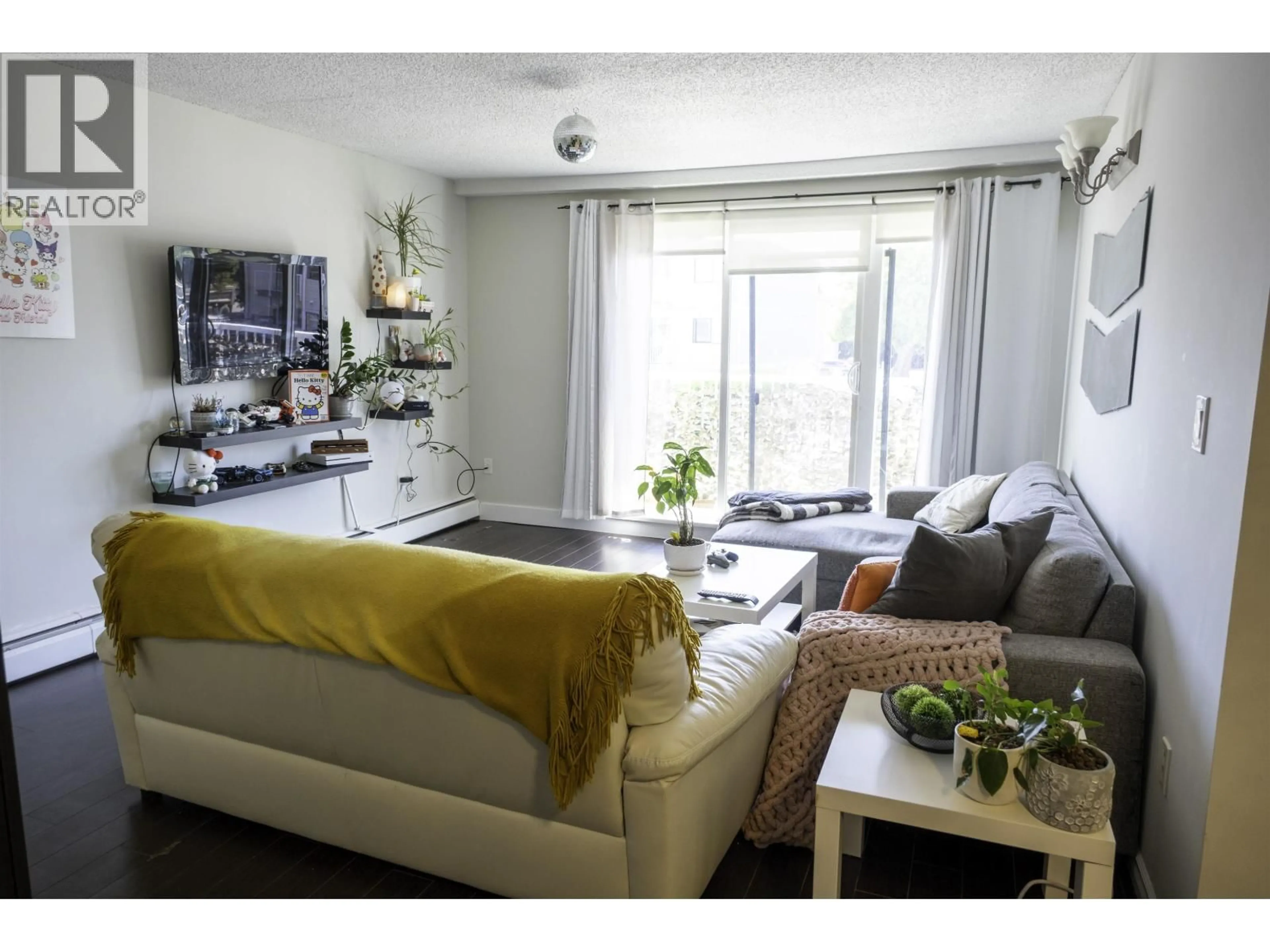 Living room with furniture, unknown for 205 - 7180 LINDSAY ROAD, Richmond British Columbia V7C3M6