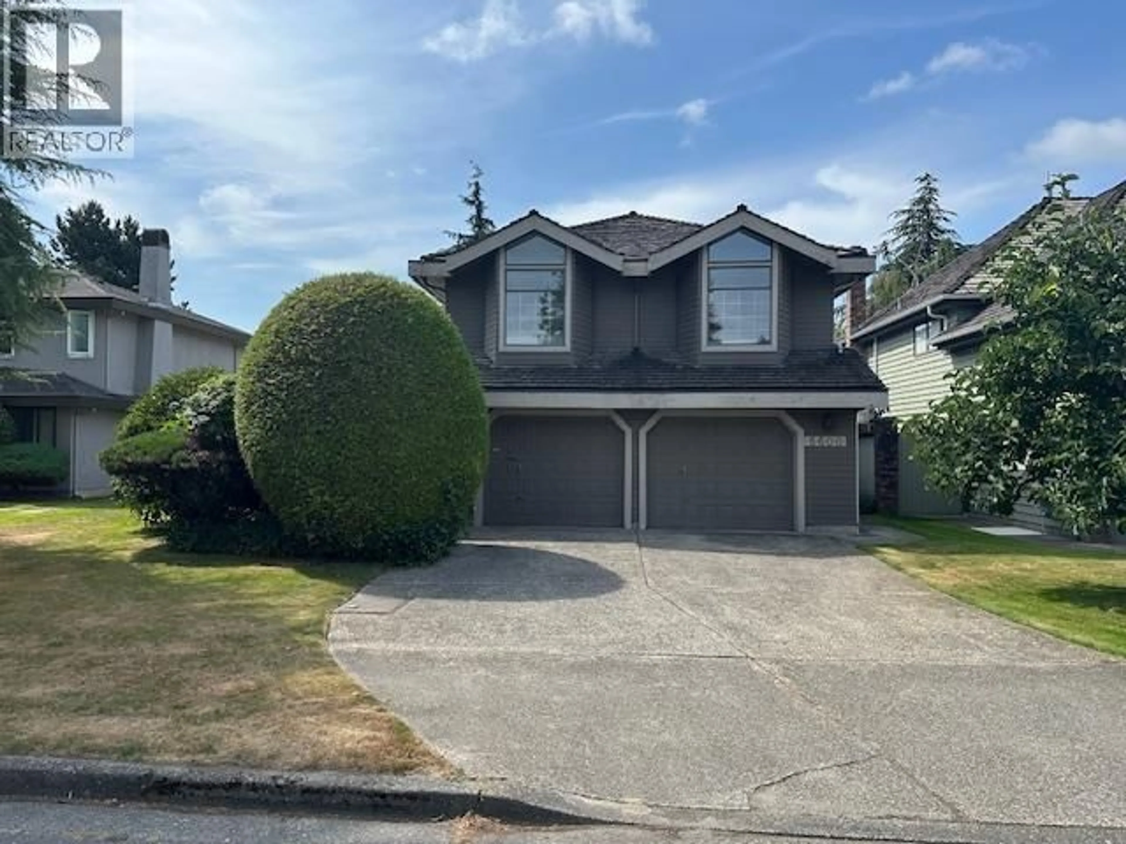 Home with vinyl exterior material, street for 6600 JUNIPER DRIVE, Richmond British Columbia V7E4Z6