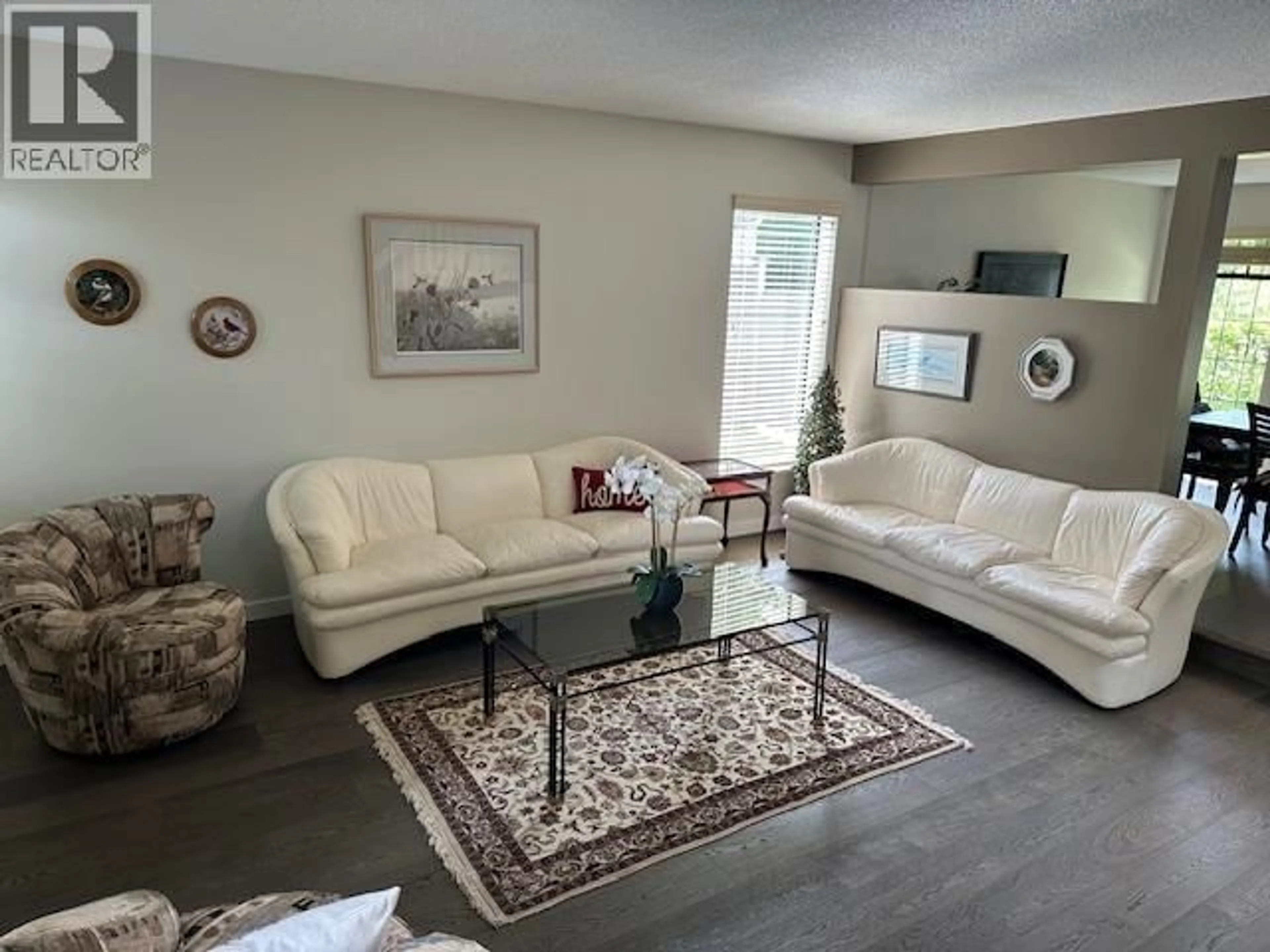 Living room with furniture, unknown for 6600 JUNIPER DRIVE, Richmond British Columbia V7E4Z6