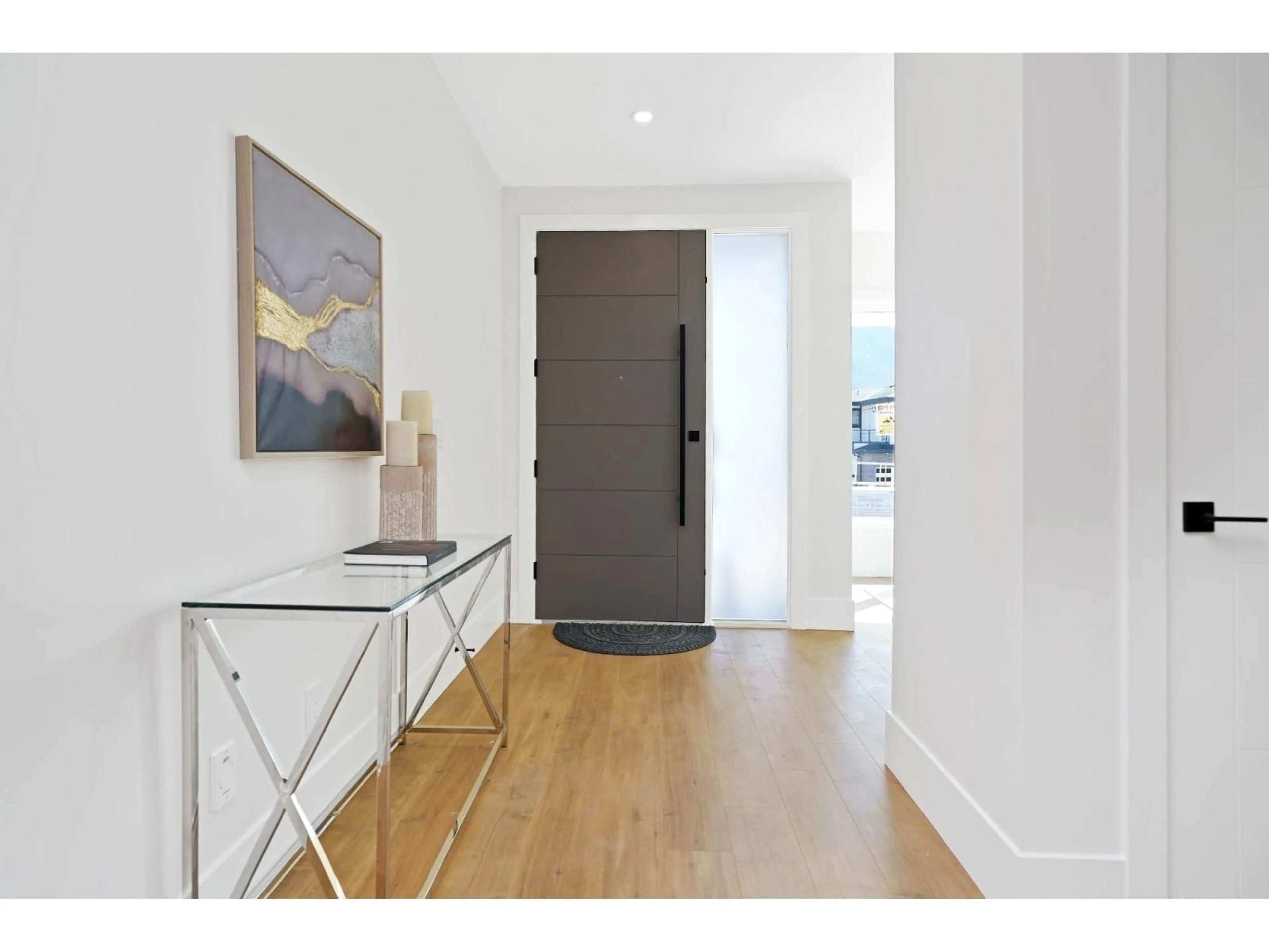 Indoor entryway for 46137 CRESTVIEW DRIVE, Chilliwack British Columbia V2R6G4