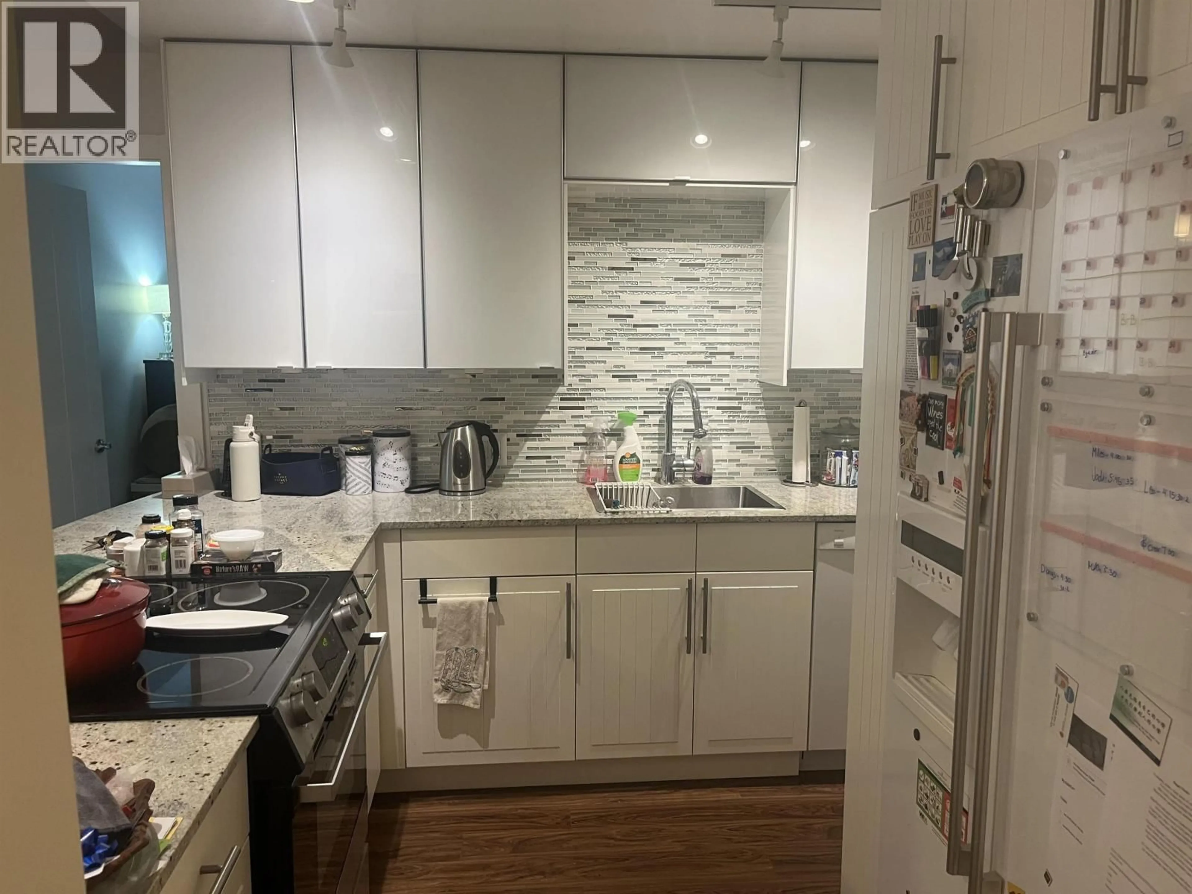 Standard kitchen, unknown for 208 - 720 EIGHTH AVENUE, New Westminster British Columbia V3M2R3