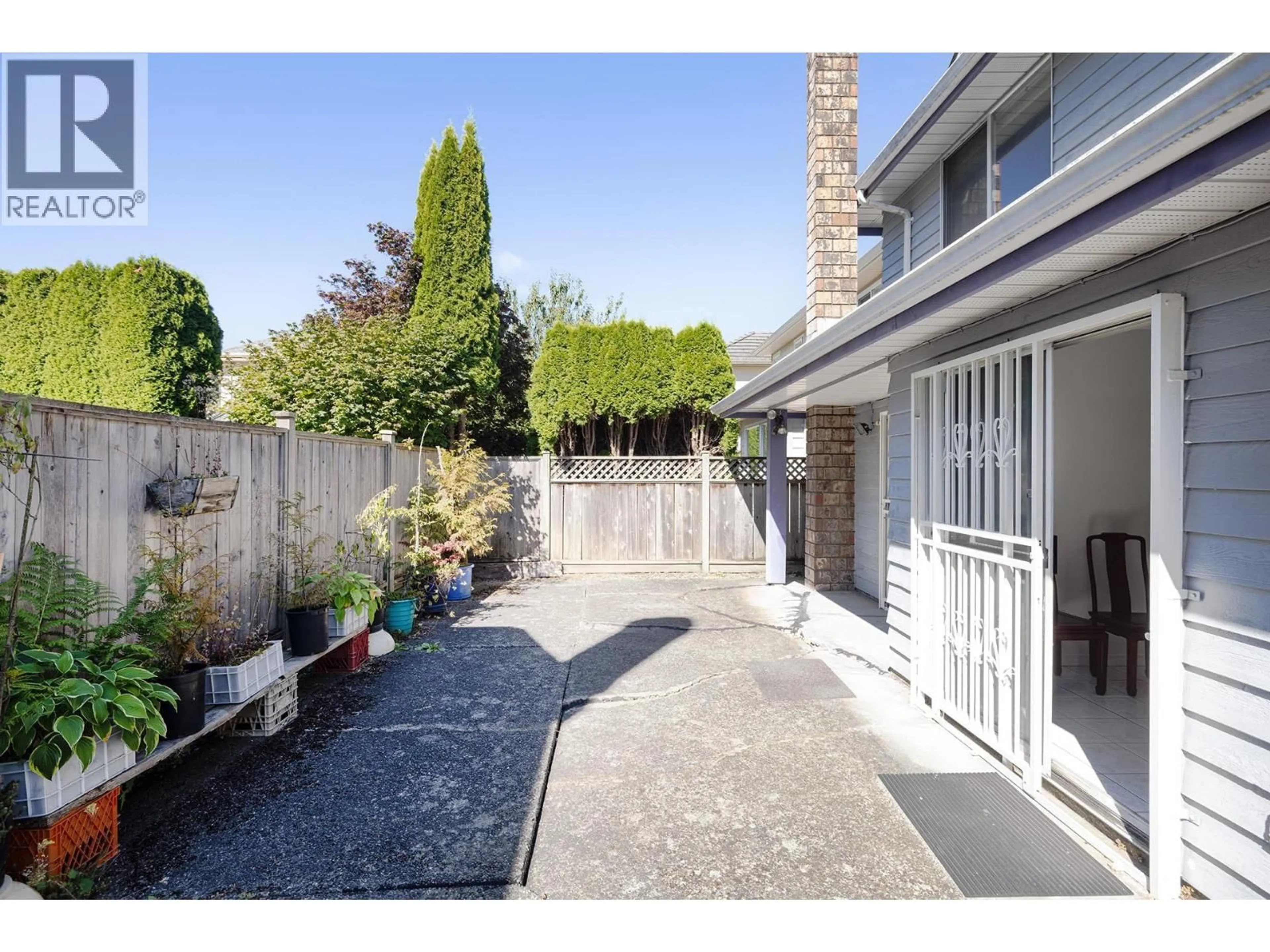 Patio, street for 5720 BOUCHARD GATE, Richmond British Columbia V7C5H5
