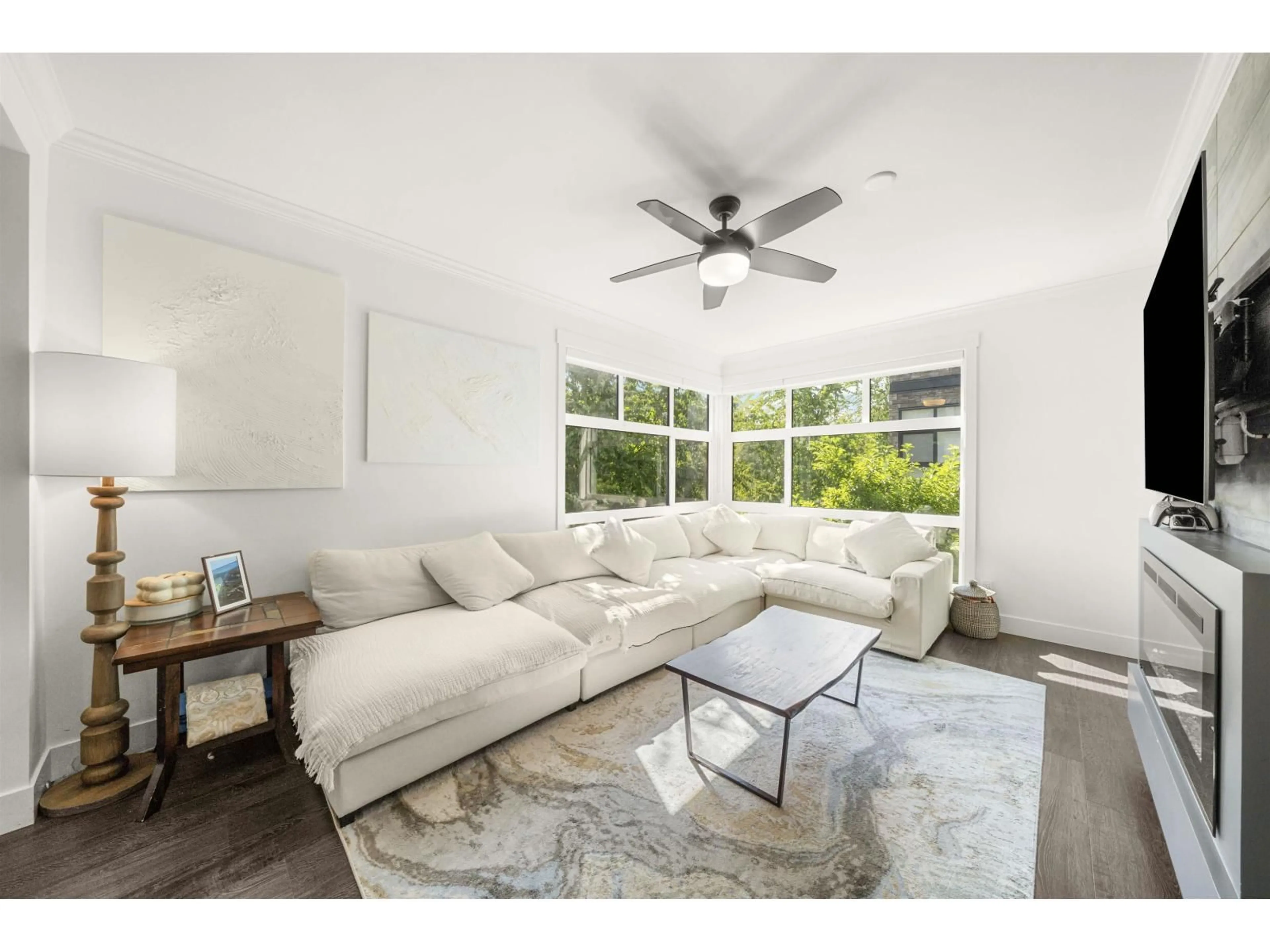 Living room with furniture, unknown for 187 - 16488 64, Surrey British Columbia V3S6X6
