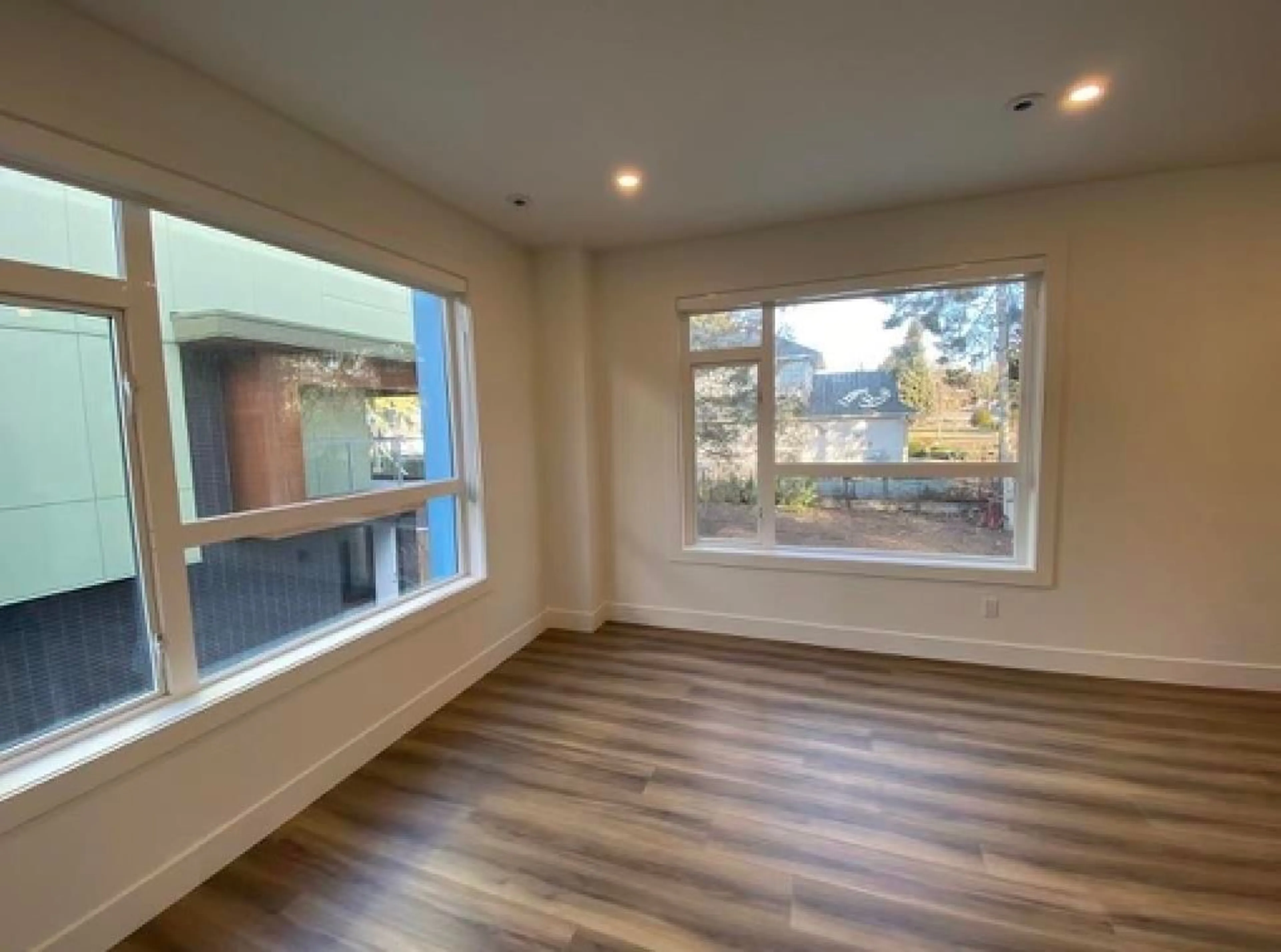 A pic of a room for 9 - 5858 132, Surrey British Columbia V3X1N1