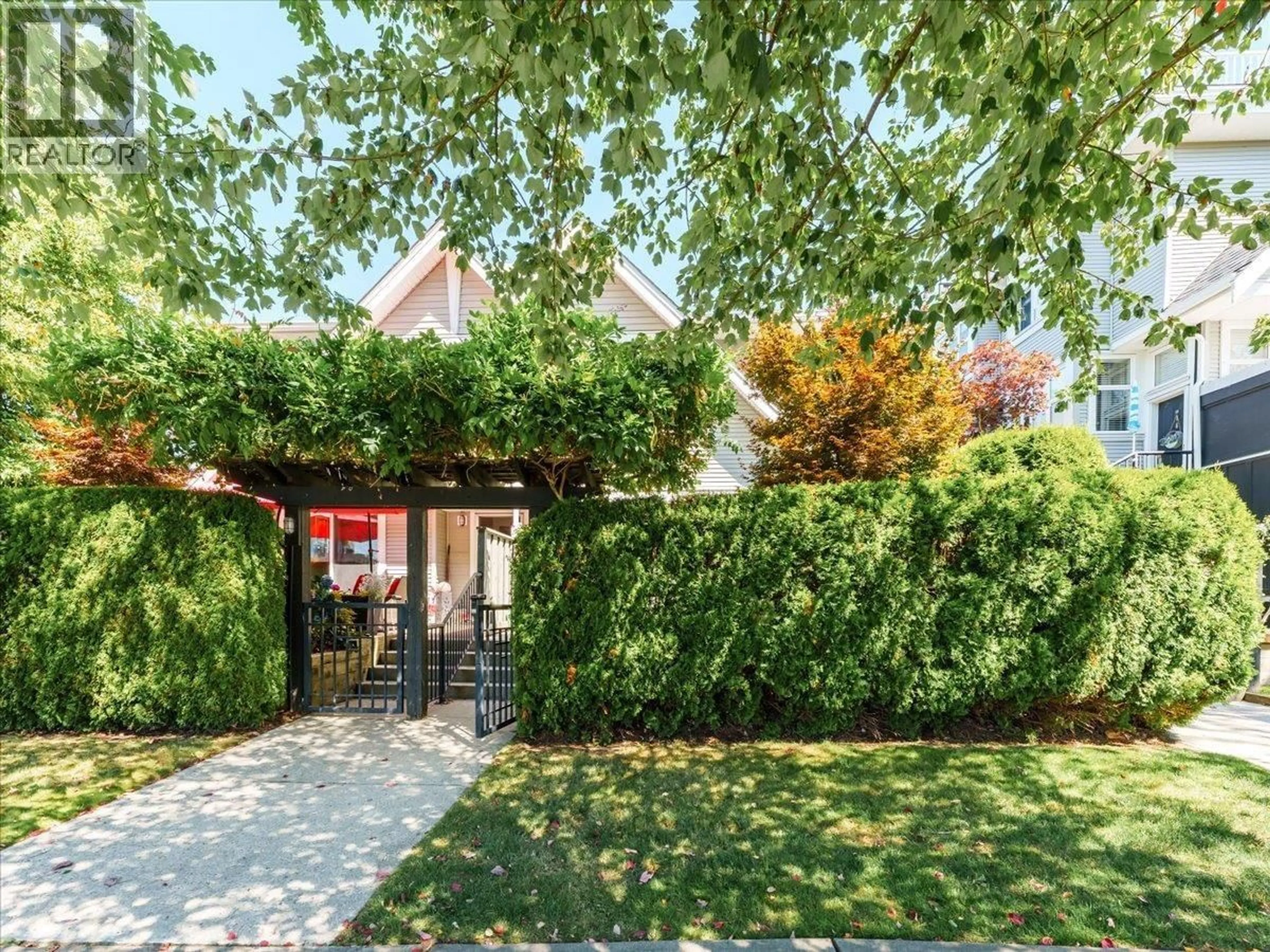 Unknown for 7 - 1203 MADISON AVENUE, Burnaby British Columbia V5C6R9