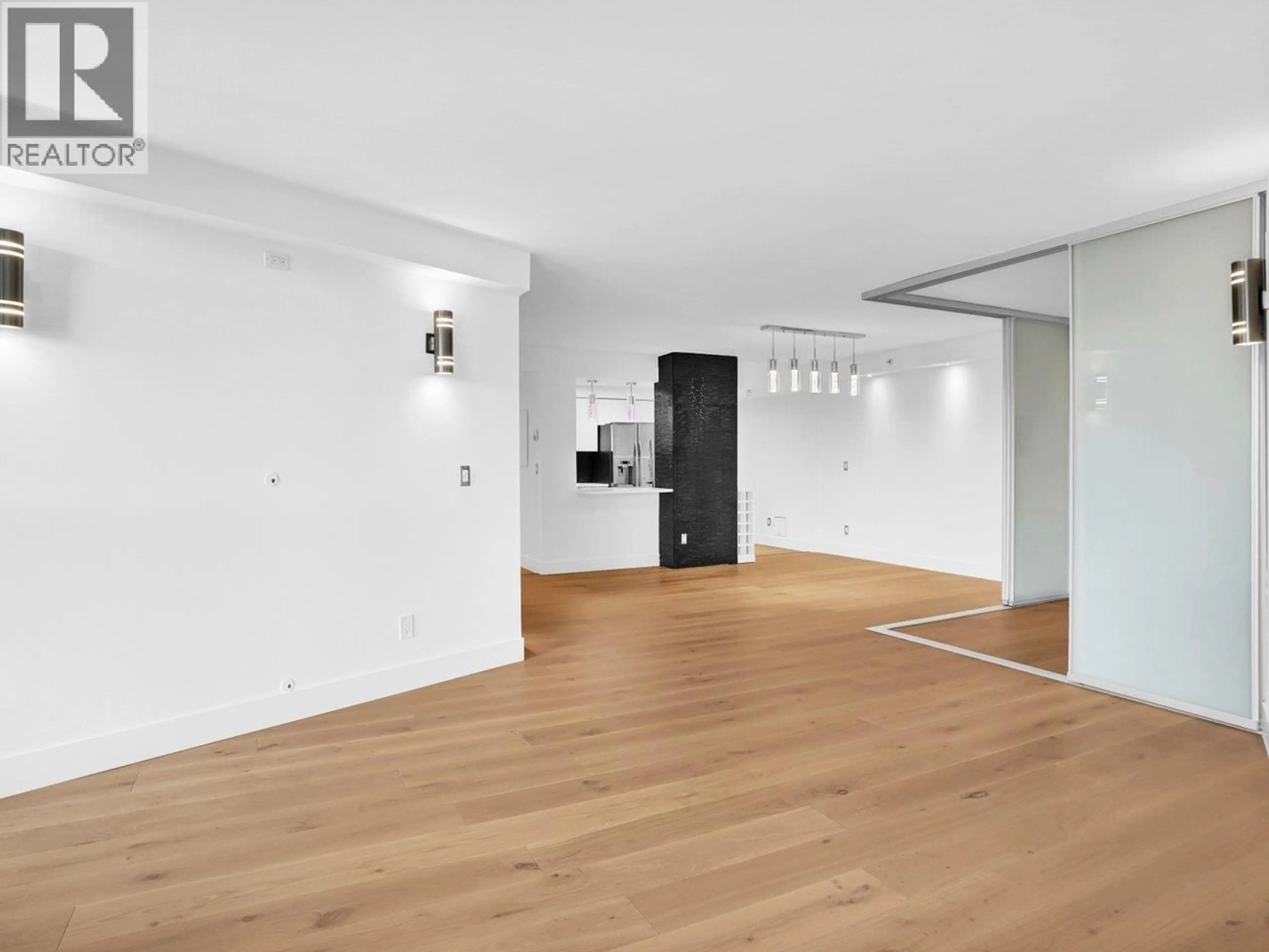 Indoor foyer for 802 - 1318 HOMER STREET, Vancouver British Columbia V6B6A7