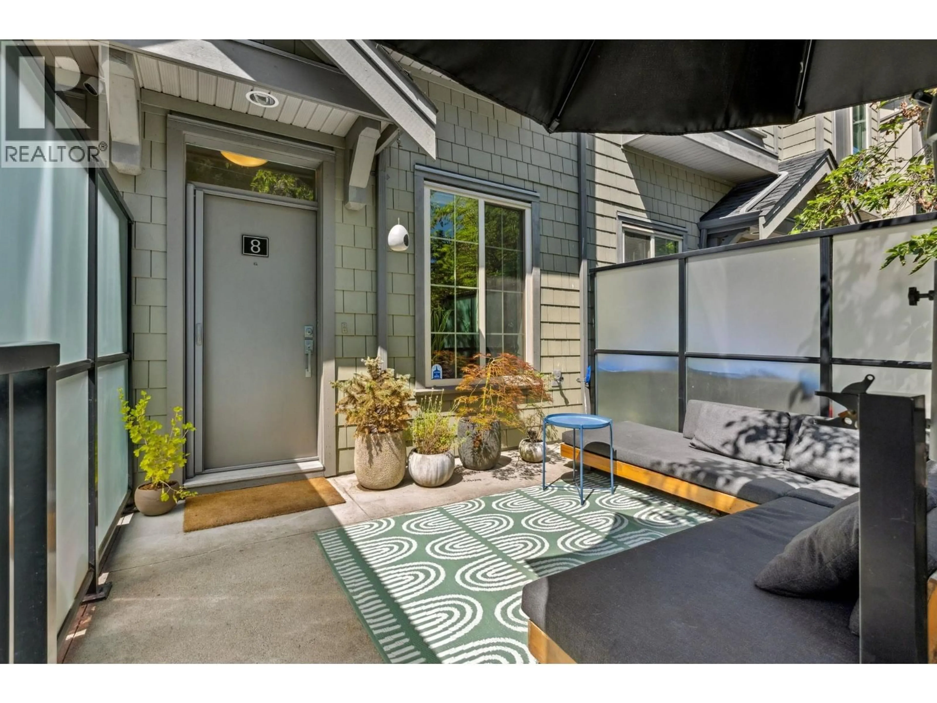 Indoor entryway for 8 - 433 SEYMOUR RIVER PLACE, North Vancouver British Columbia V7H0B8