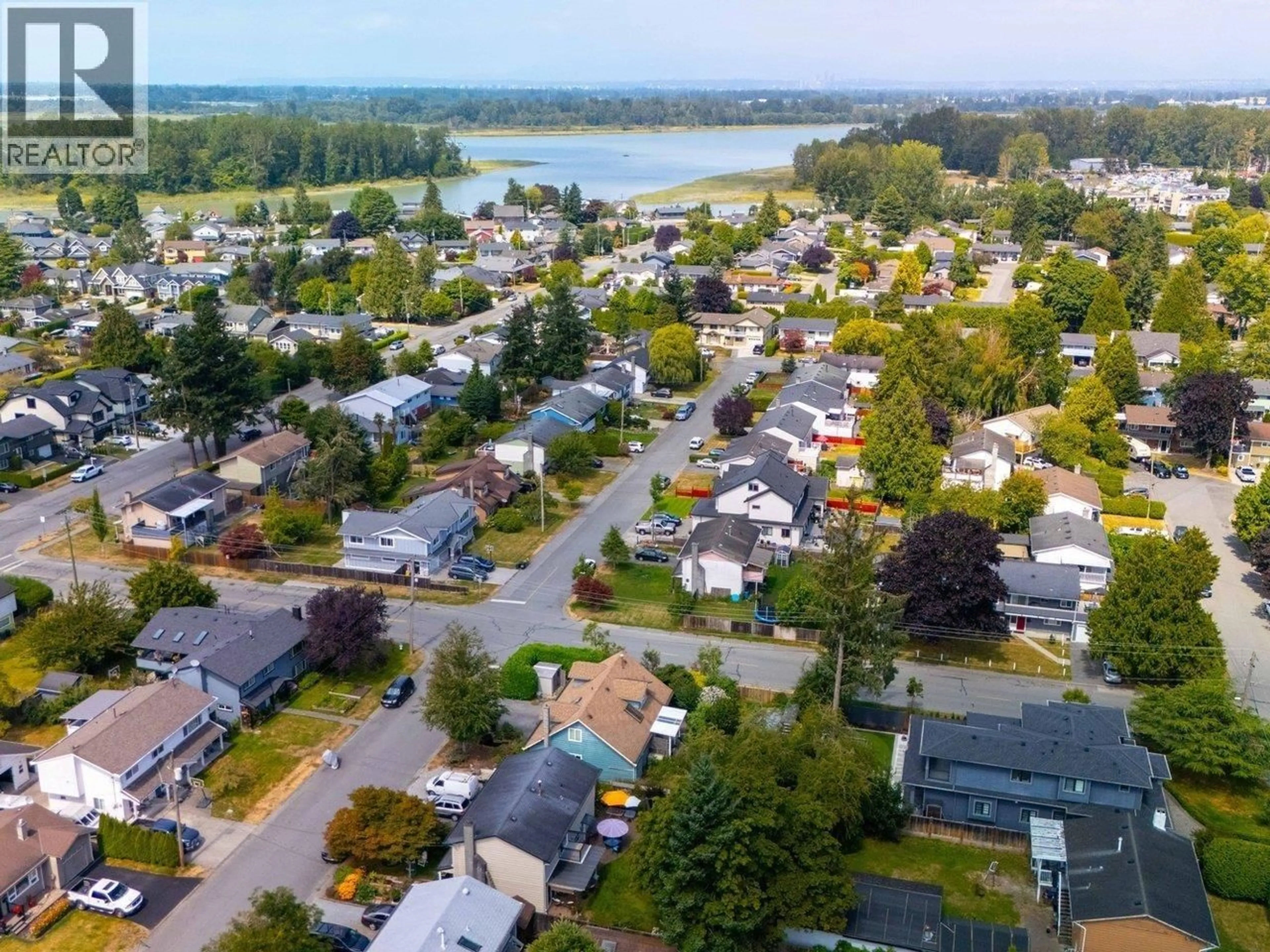 A pic from outside/outdoor area/front of a property/back of a property/a pic from drone, street for 4498 46B STREET, Delta British Columbia V4K2M9