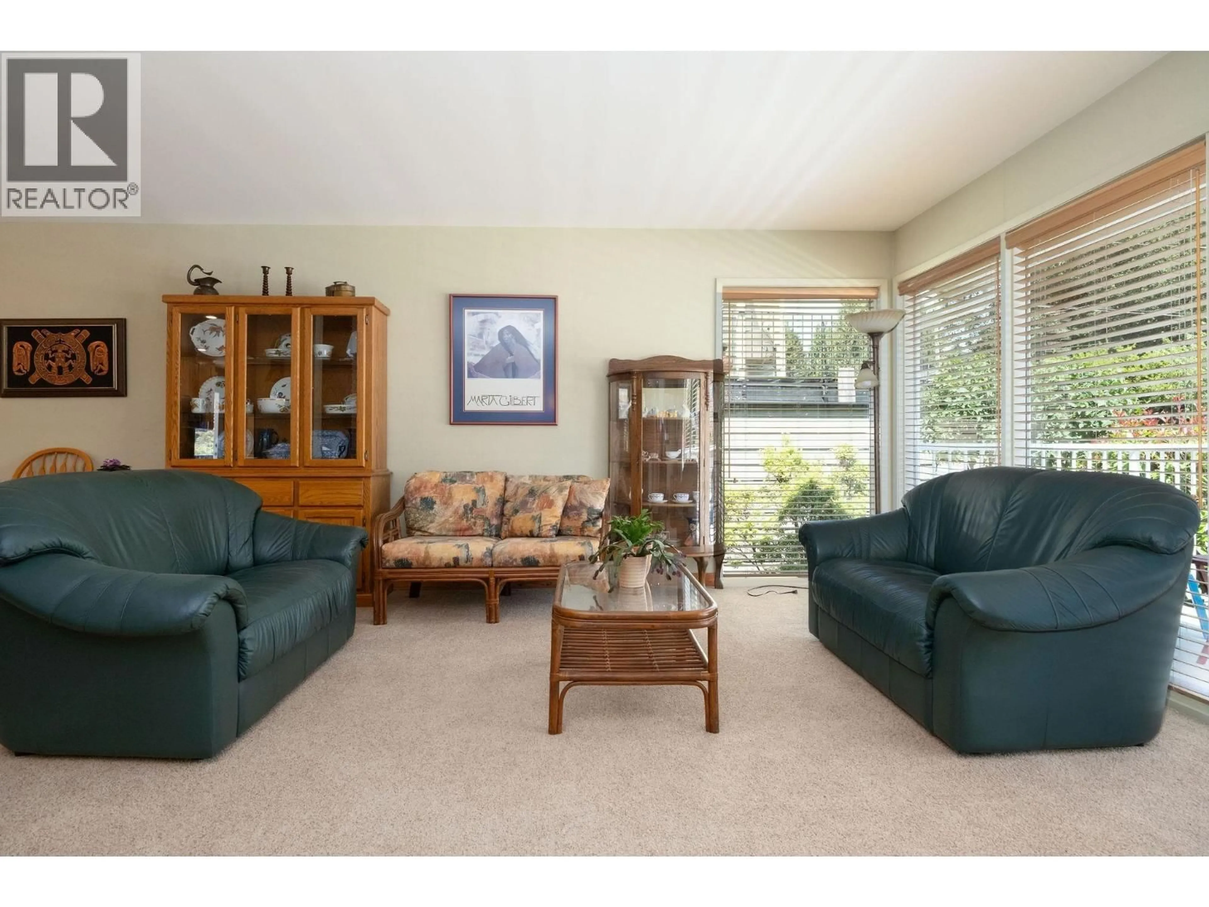 Living room with furniture, unknown for 2573 KILMARNOCK CRESCENT, North Vancouver British Columbia V7J2Z5