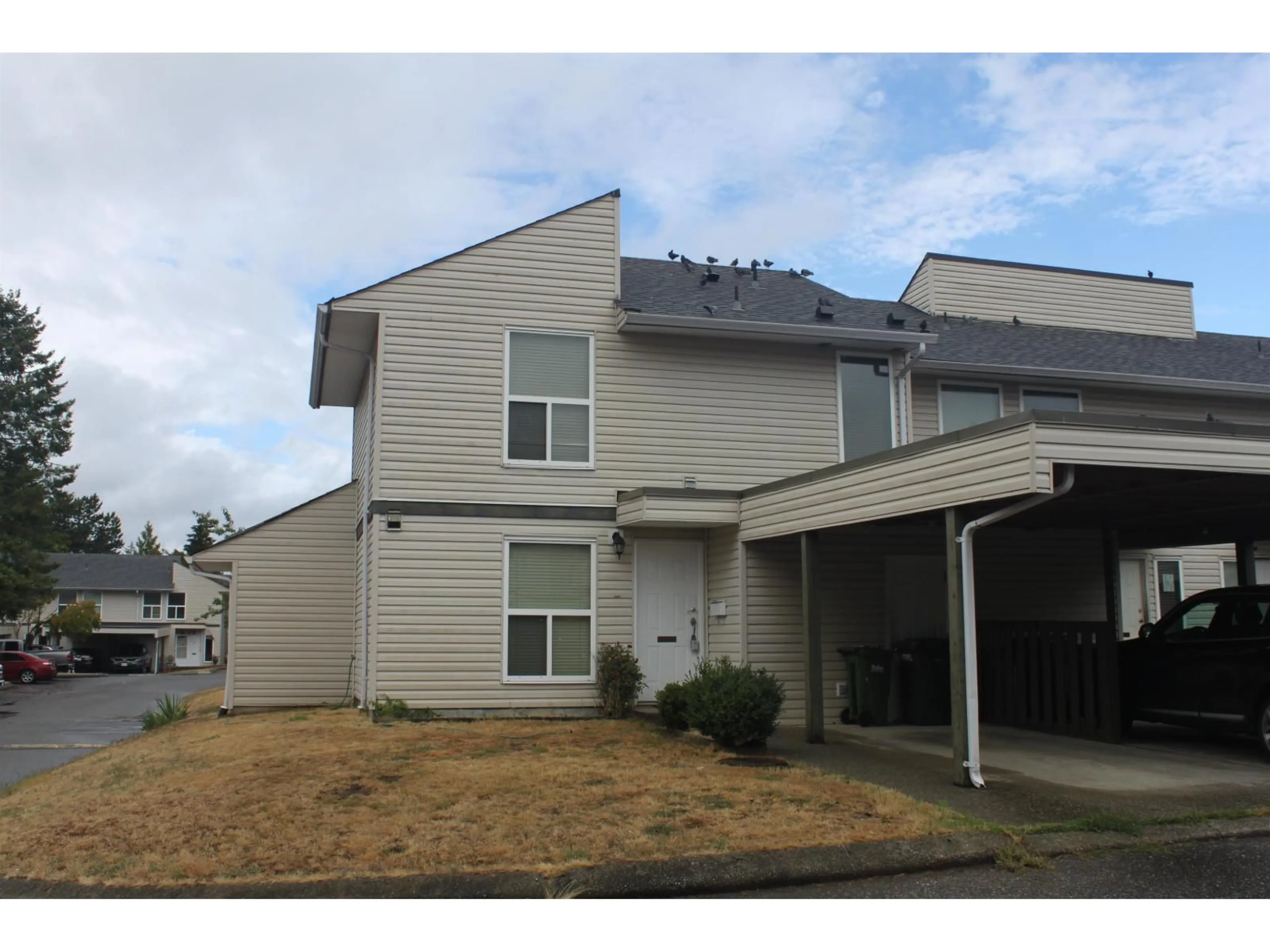 Home with vinyl exterior material, street for 153 - 32550 MACLURE, Abbotsford British Columbia V2T4N3