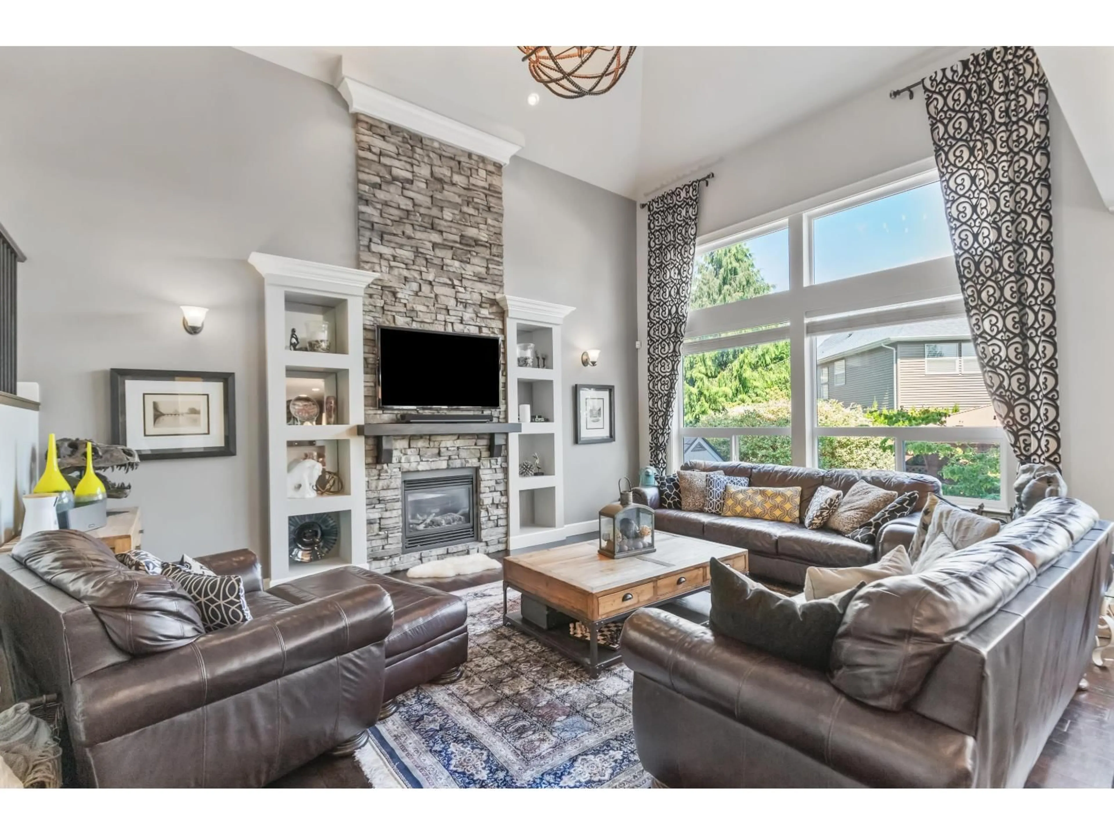 Living room with furniture, unknown for 21151 78B, Langley British Columbia V2Y0H5