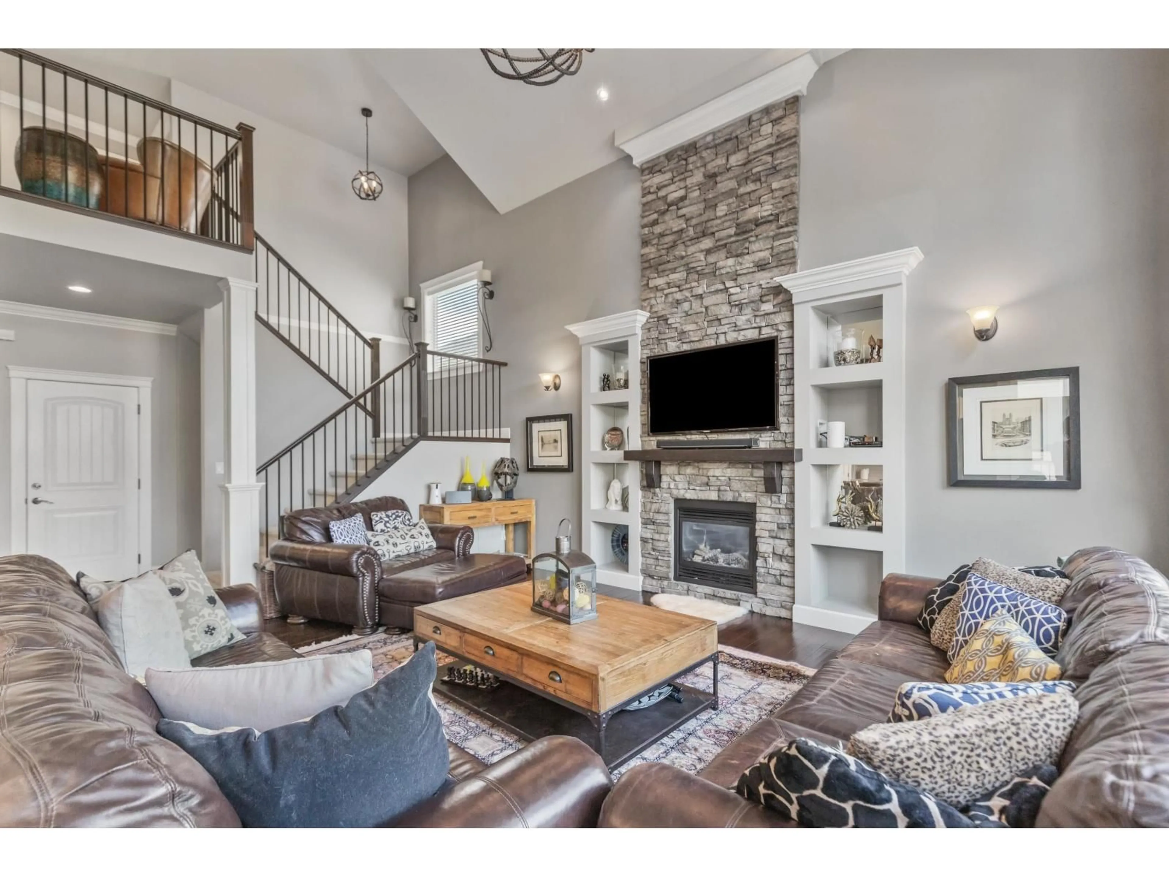 Living room with furniture, unknown for 21151 78B, Langley British Columbia V2Y0H5