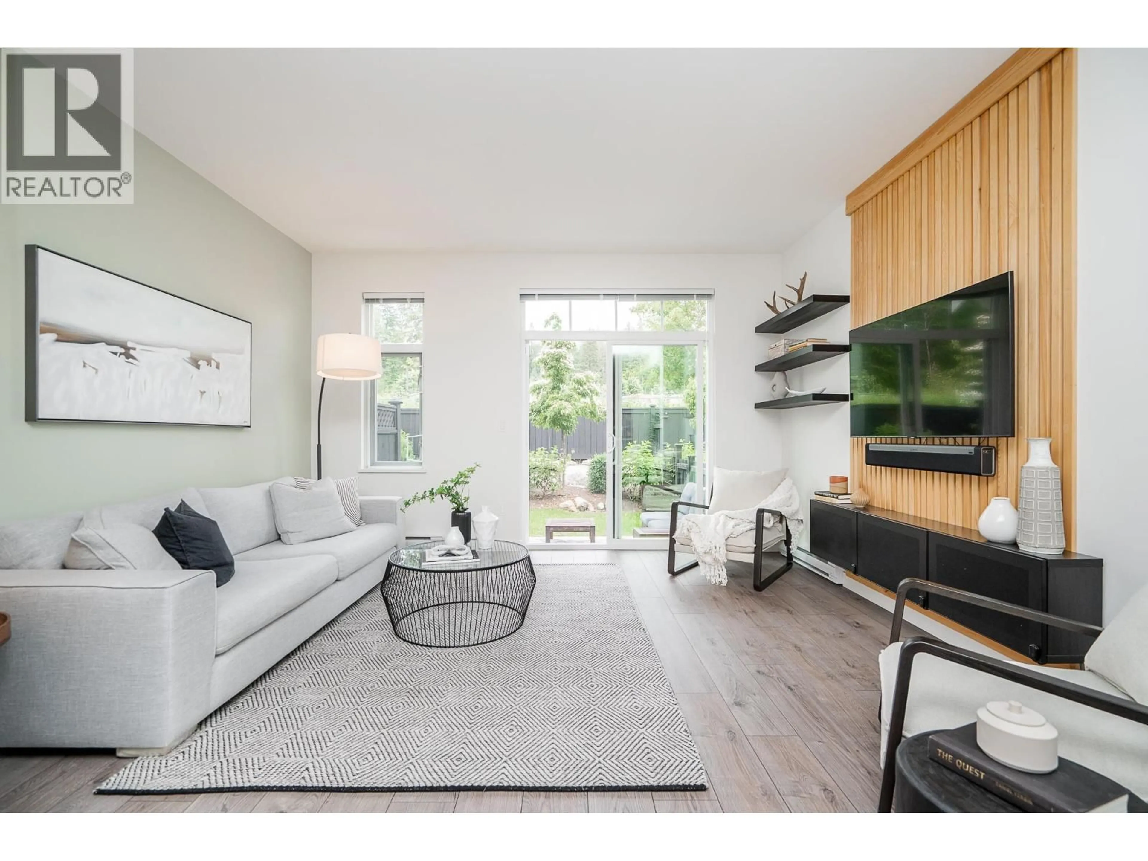 Living room with furniture, wood/laminate floor for 136 - 3565 BAYCREST AVENUE, Coquitlam British Columbia V3B2W7
