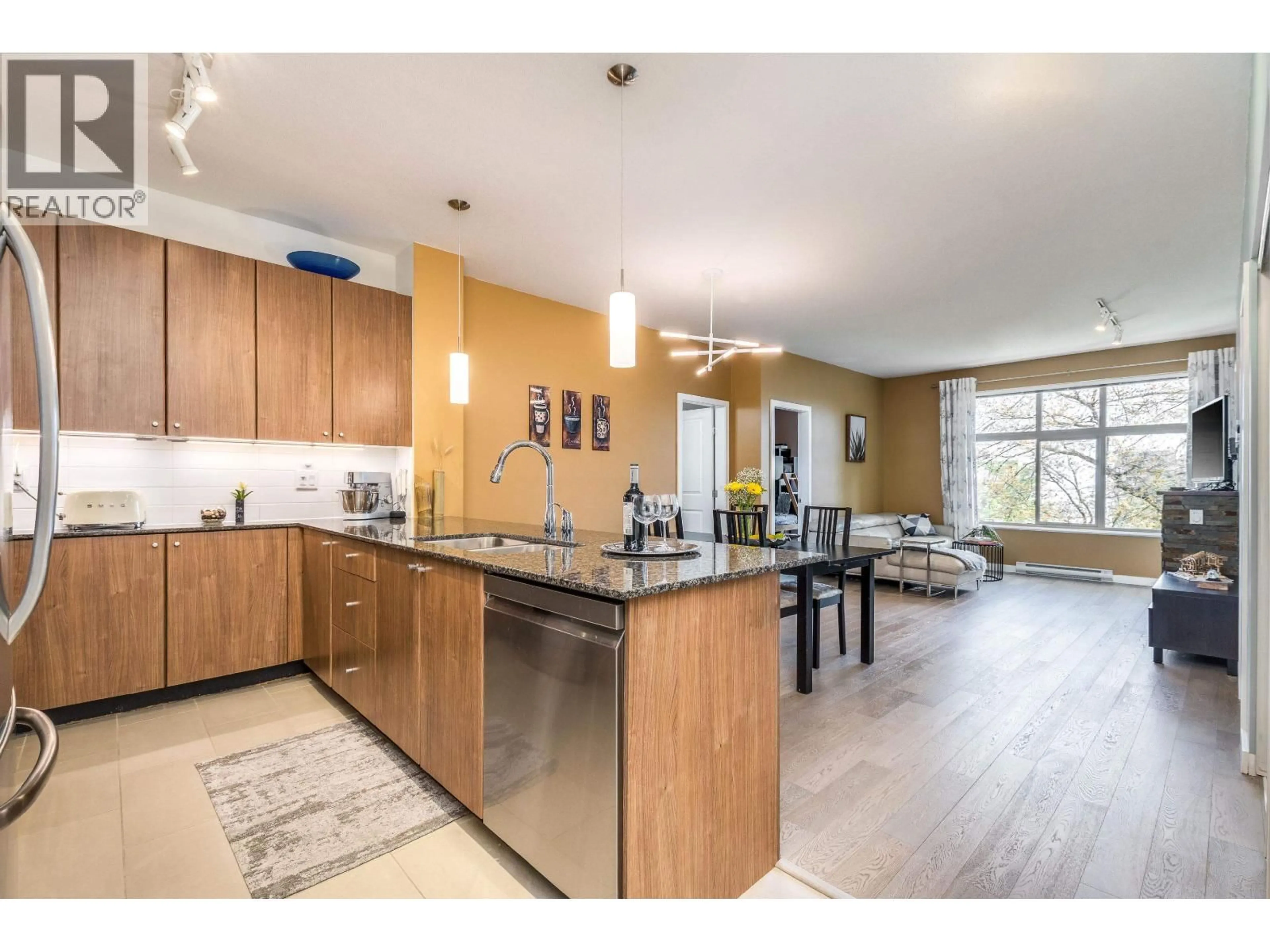 Open concept kitchen, unknown for 305 - 245 ROSS DRIVE, New Westminster British Columbia V3L0C6