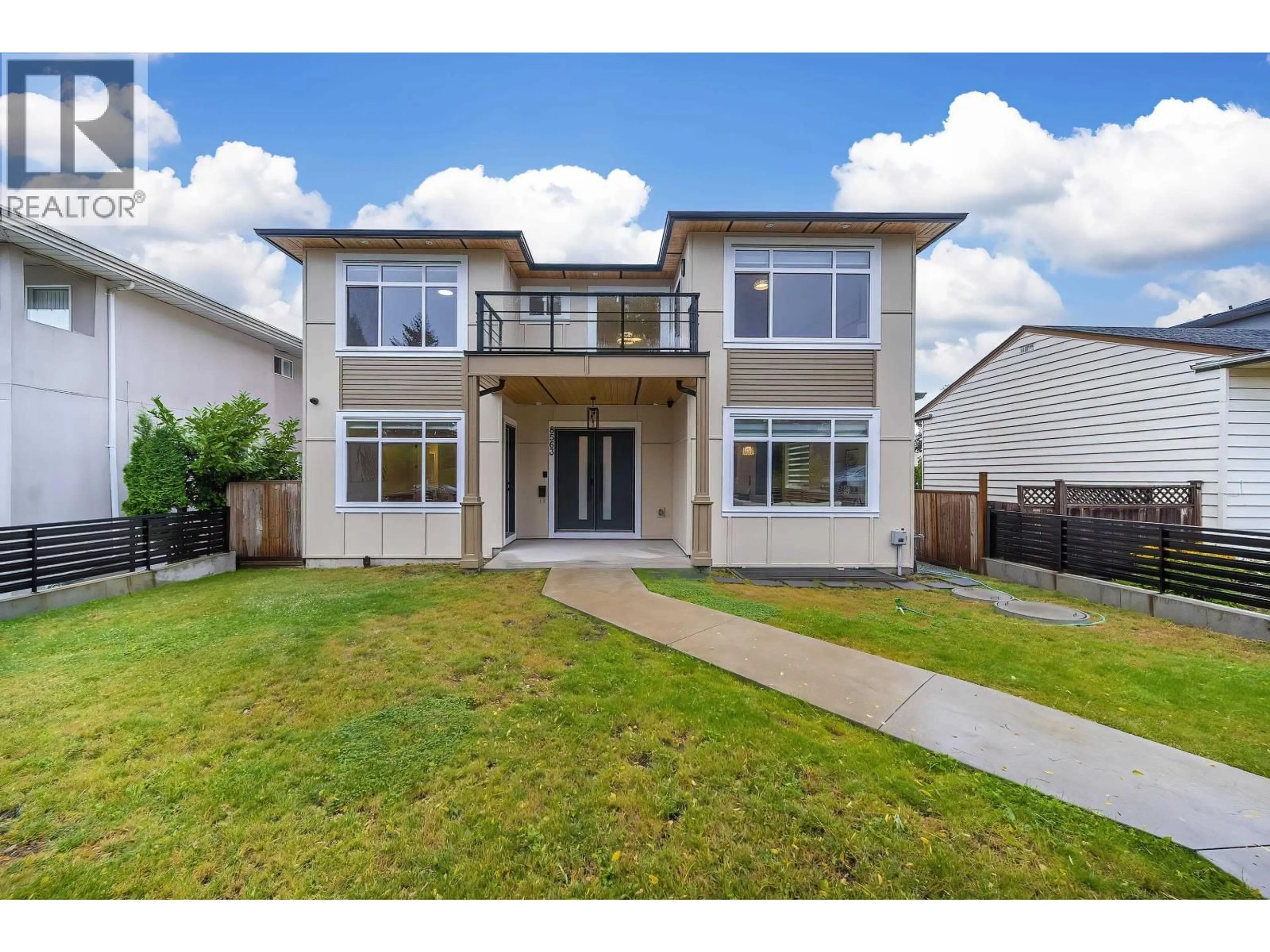 Unknown for 8563 11TH AVENUE, Burnaby British Columbia V3N2P6