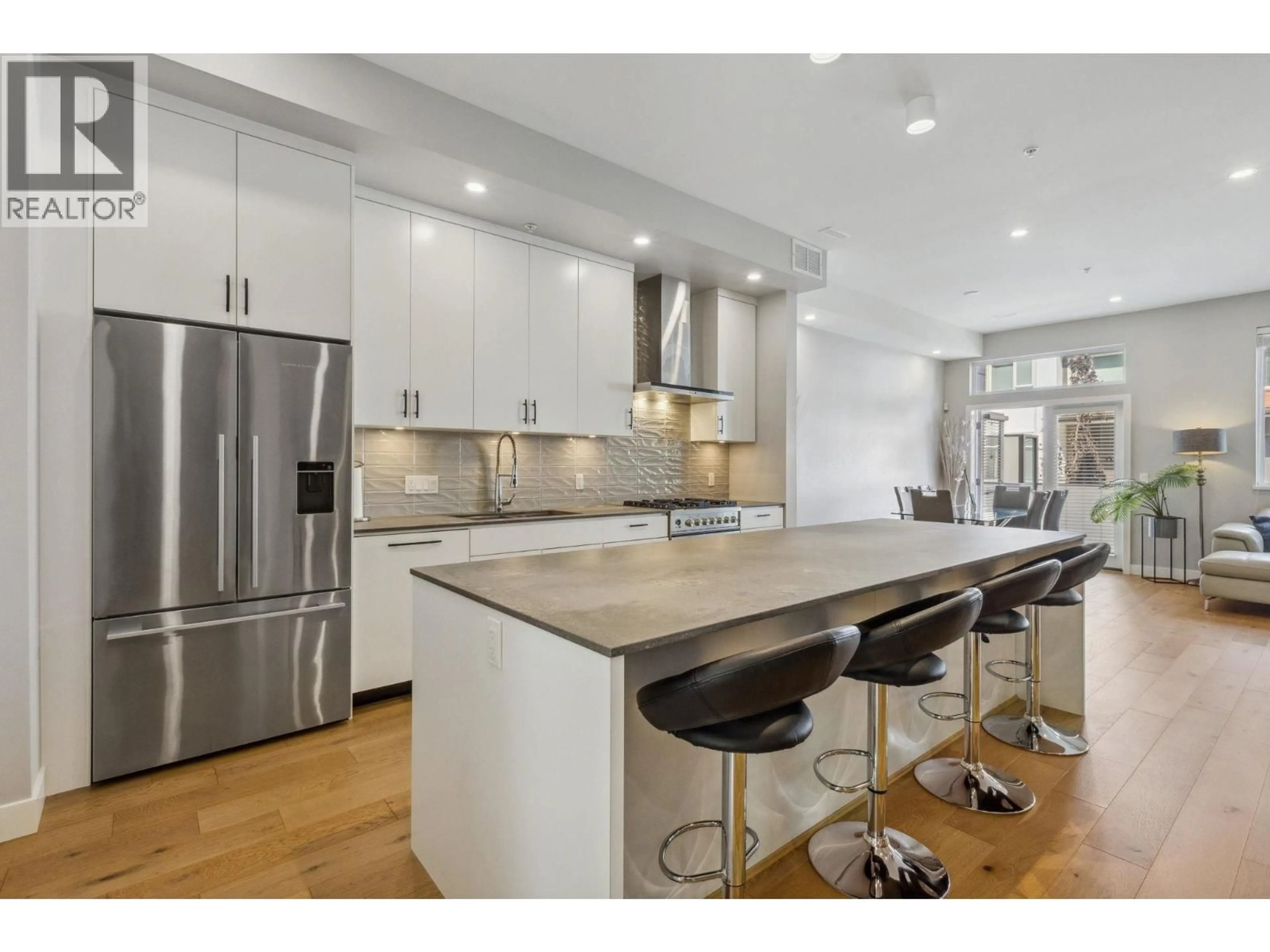 Open concept kitchen, unknown for 4684 CAPILANO ROAD, North Vancouver British Columbia V7R4K3
