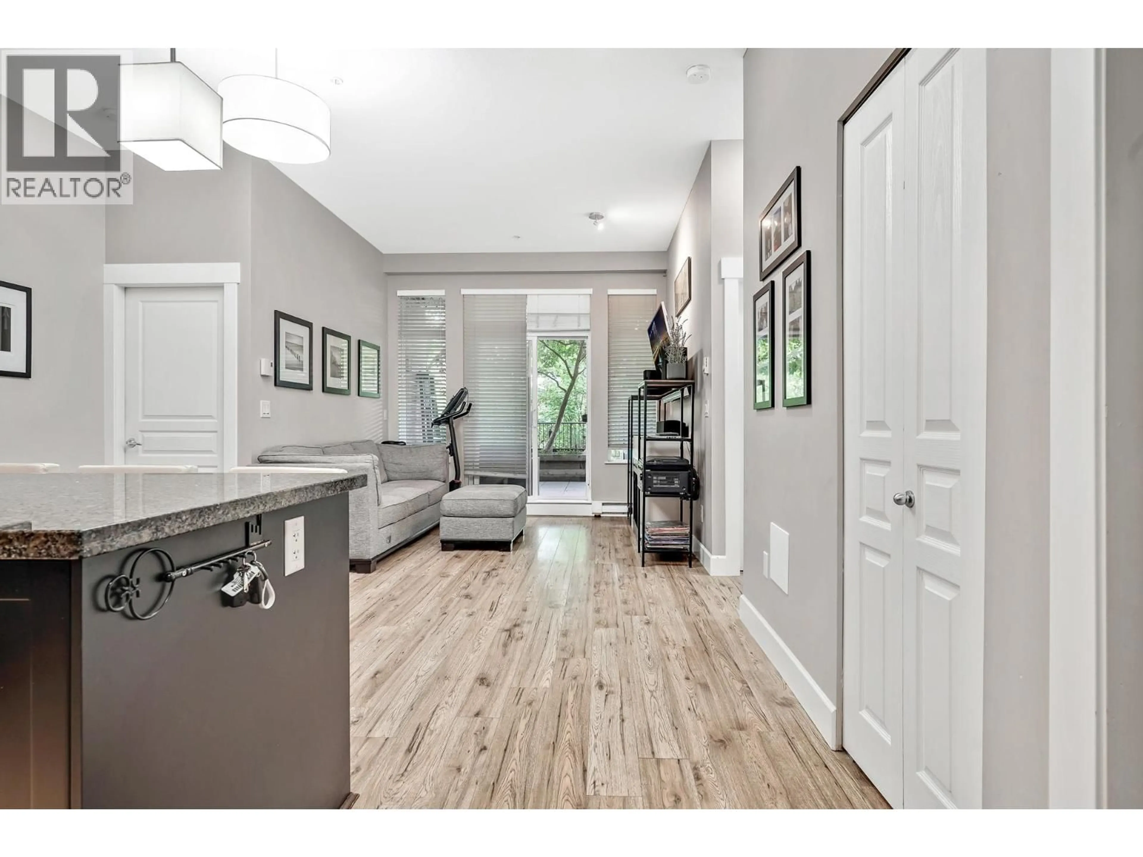 Indoor entryway for 102 - 12283 224 STREET, Maple Ridge British Columbia V2X8Z3