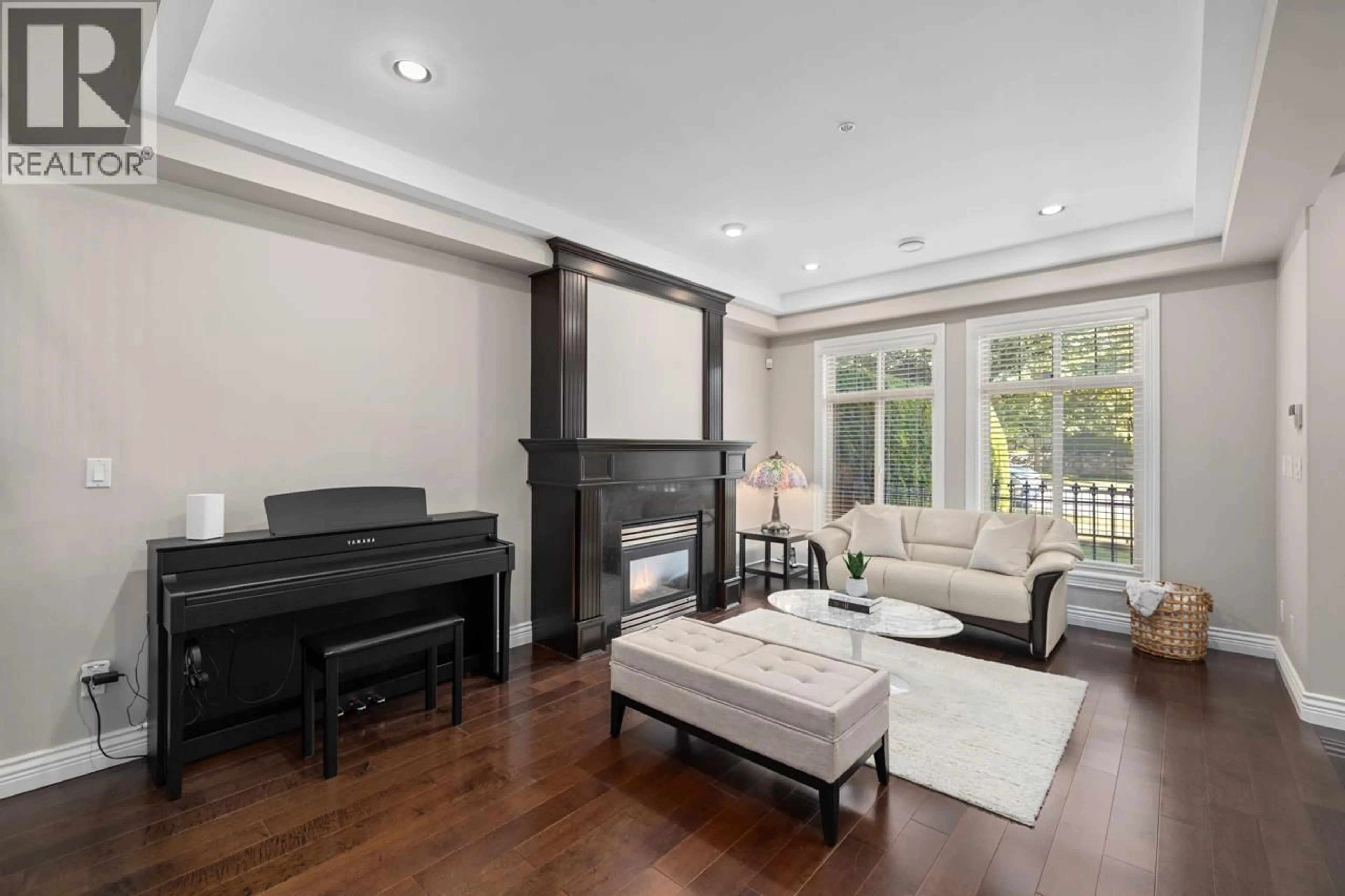 Living room with furniture, unknown for 8291 LAUREL STREET, Vancouver British Columbia V6P3V2