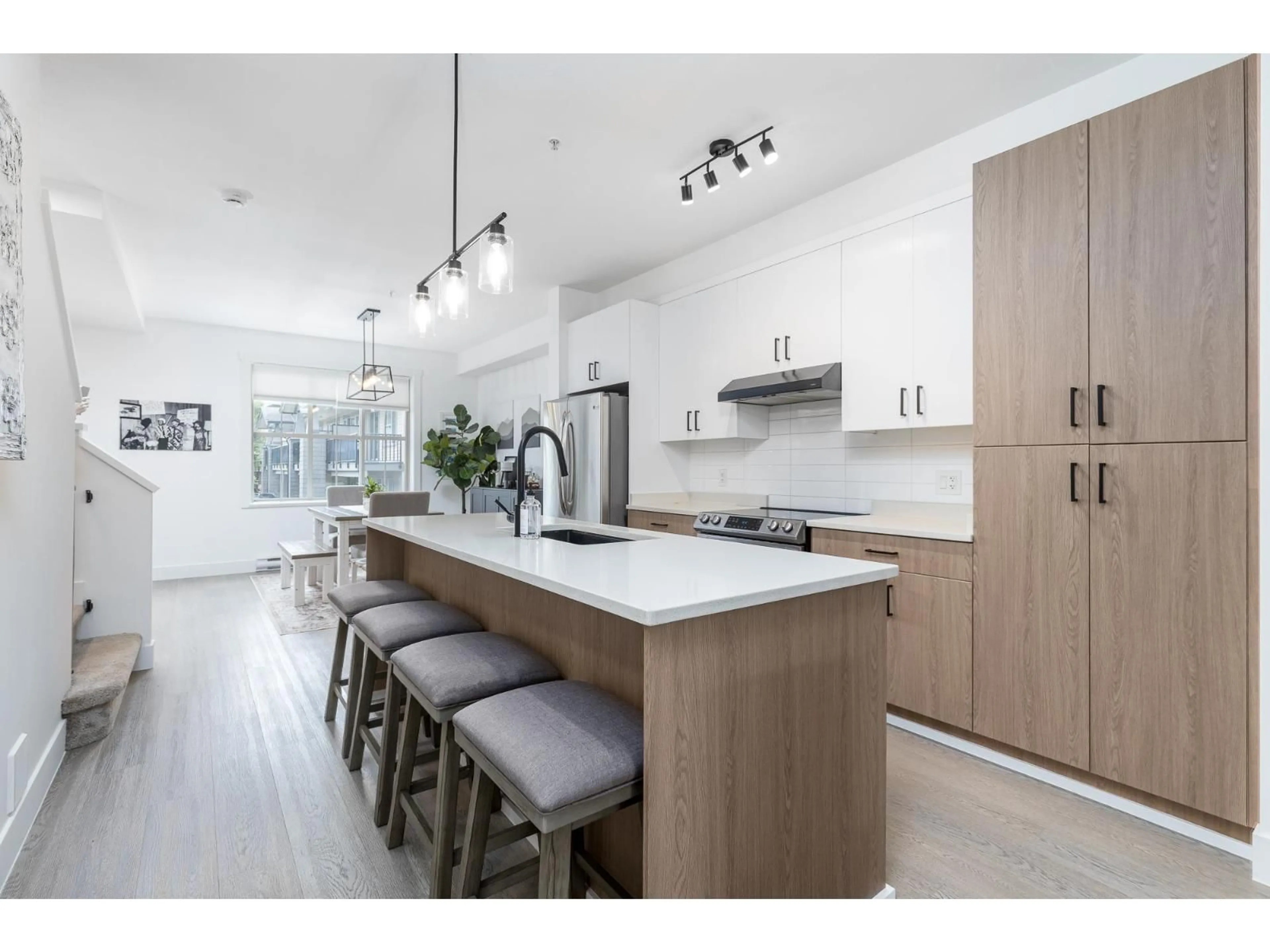 Open concept kitchen, unknown for 63 - 9525 204, Langley British Columbia V1M0B9