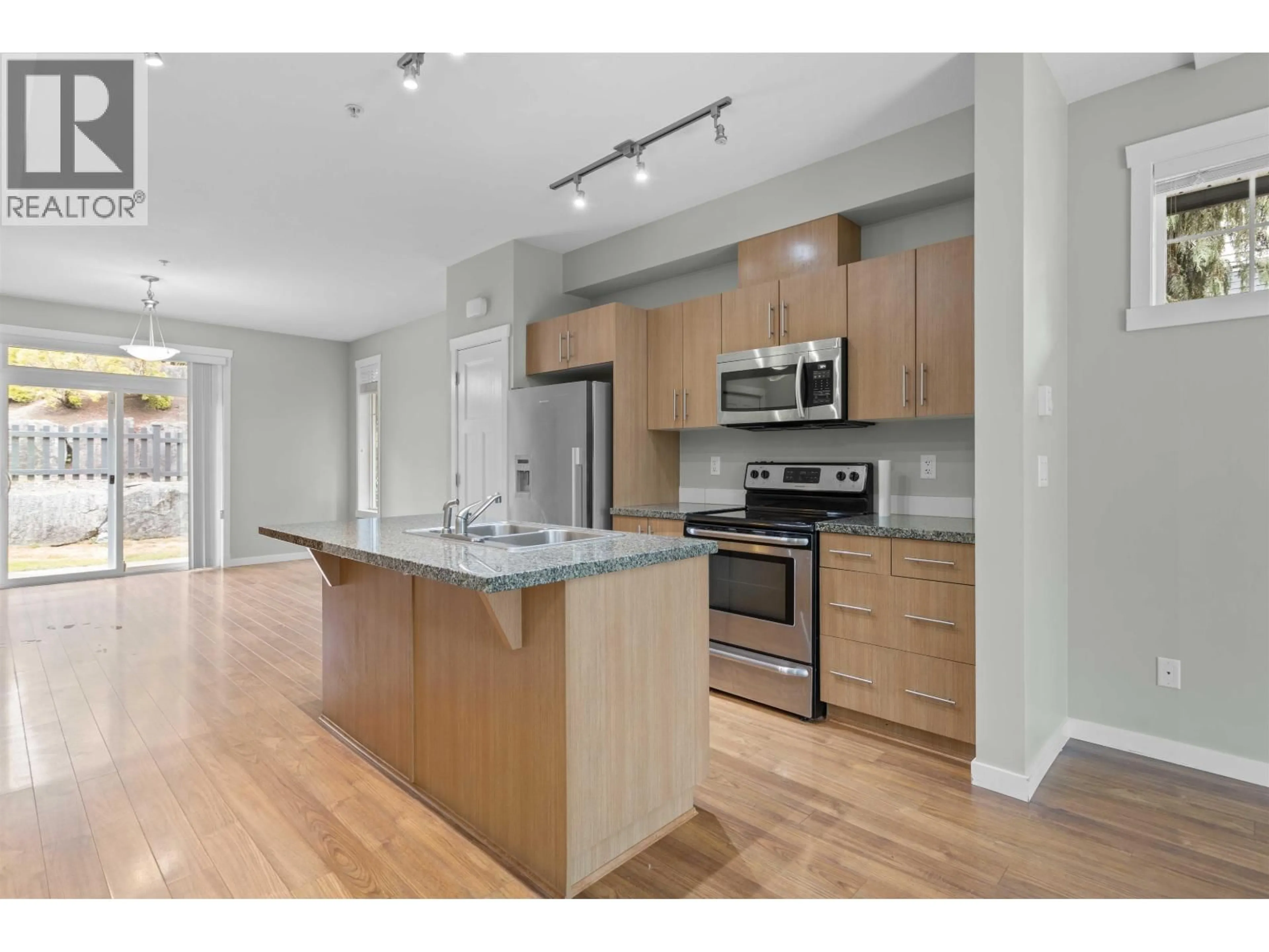 Open concept kitchen, unknown for 131 - 13819 232 STREET, Maple Ridge British Columbia V4R0C7