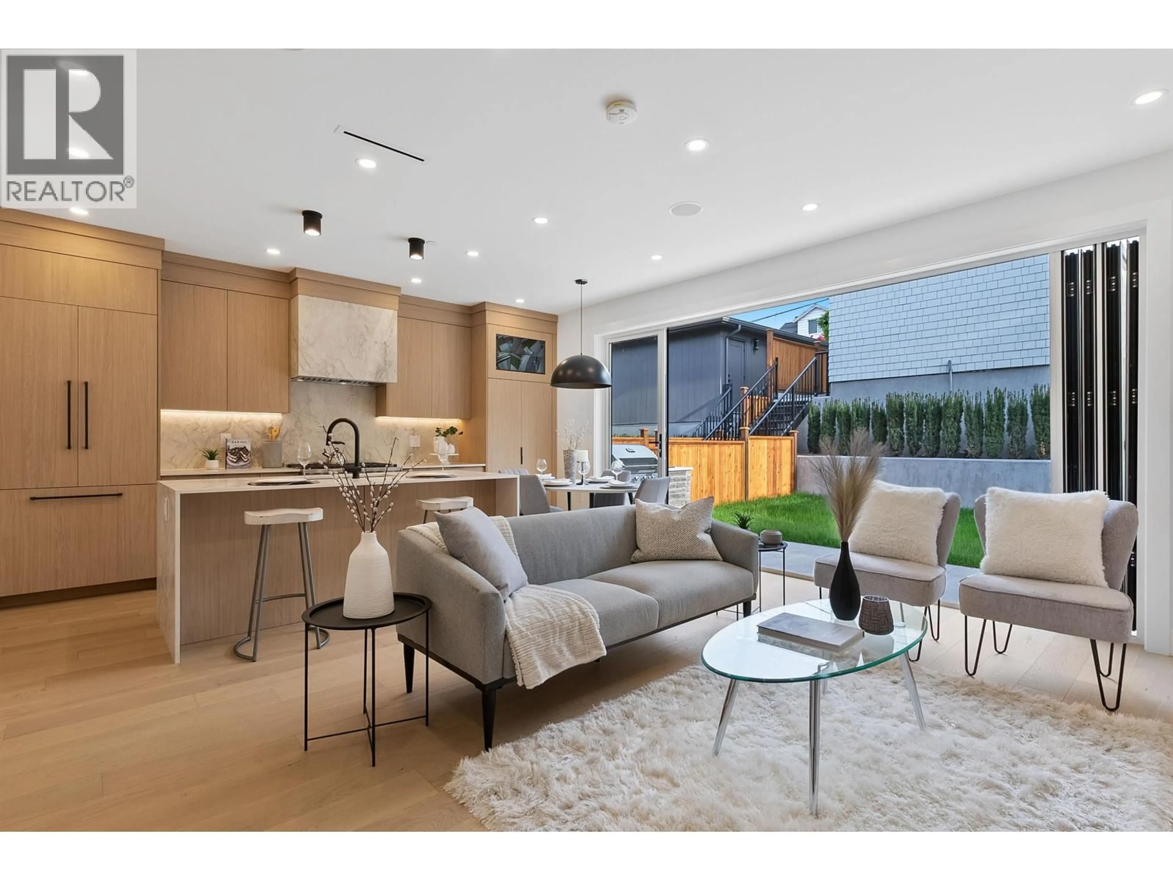 Open concept kitchen, unknown for 2 - 3538 14TH AVENUE, Vancouver British Columbia V6R2W4