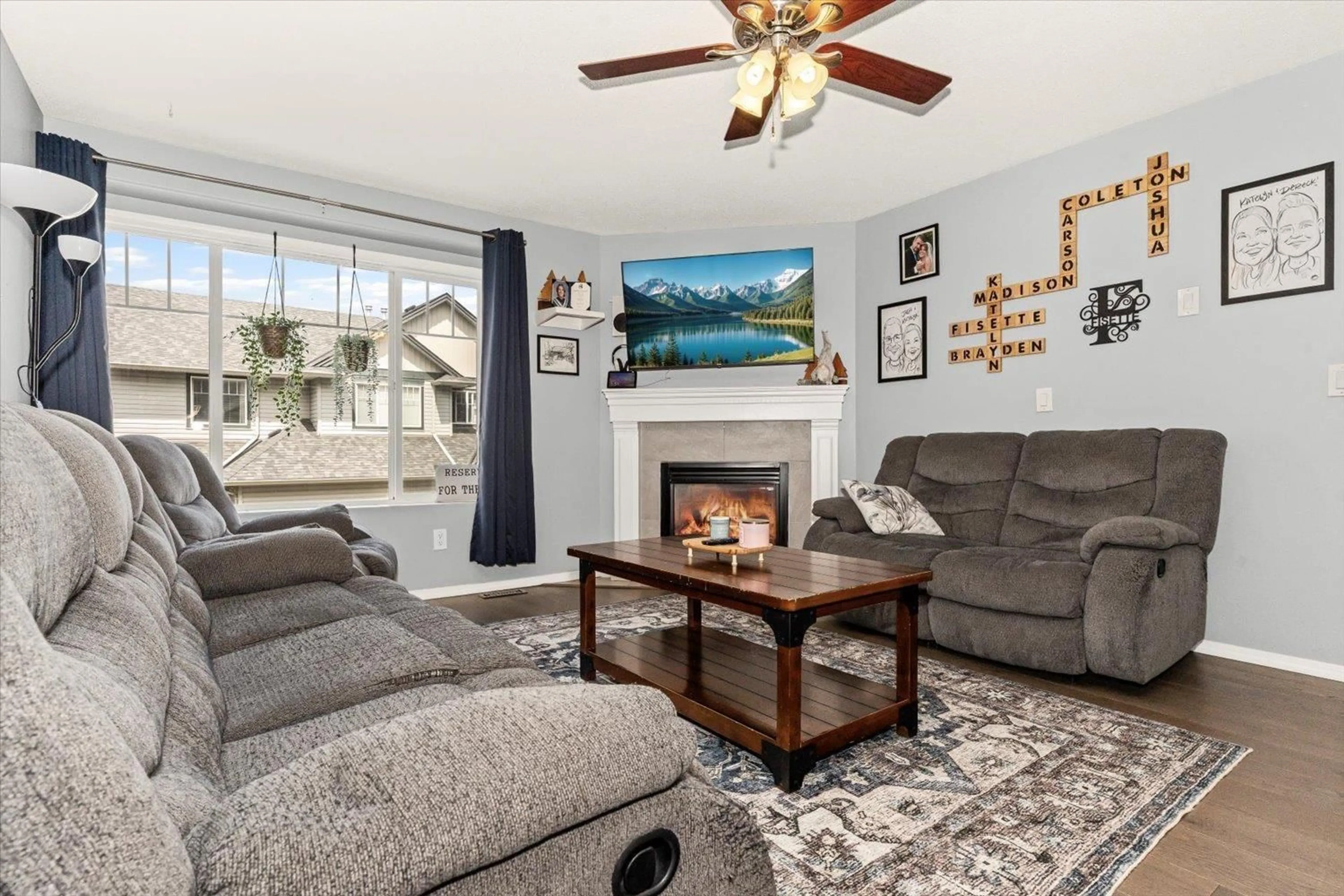 Living room with furniture, unknown for 10 - 46330 VALLEYVIEW ROAD, Chilliwack British Columbia V2R5S6