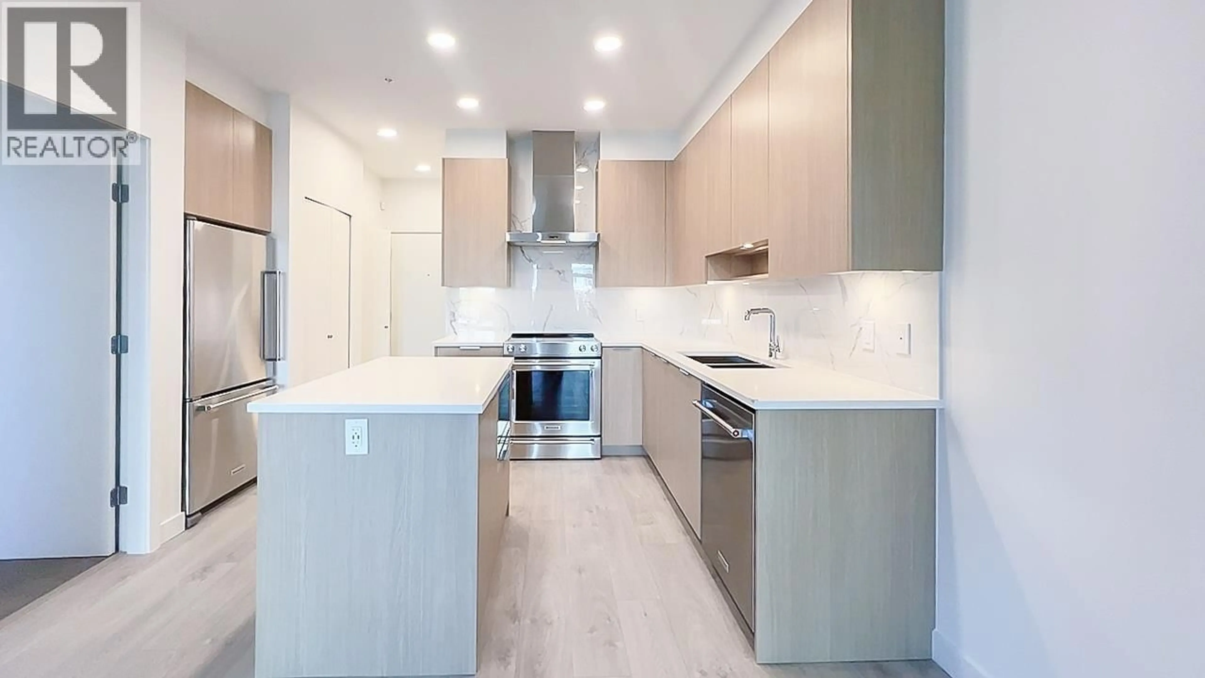 Open concept kitchen, unknown for 206 - 7123 11TH AVENUE, Burnaby British Columbia V3N0J6