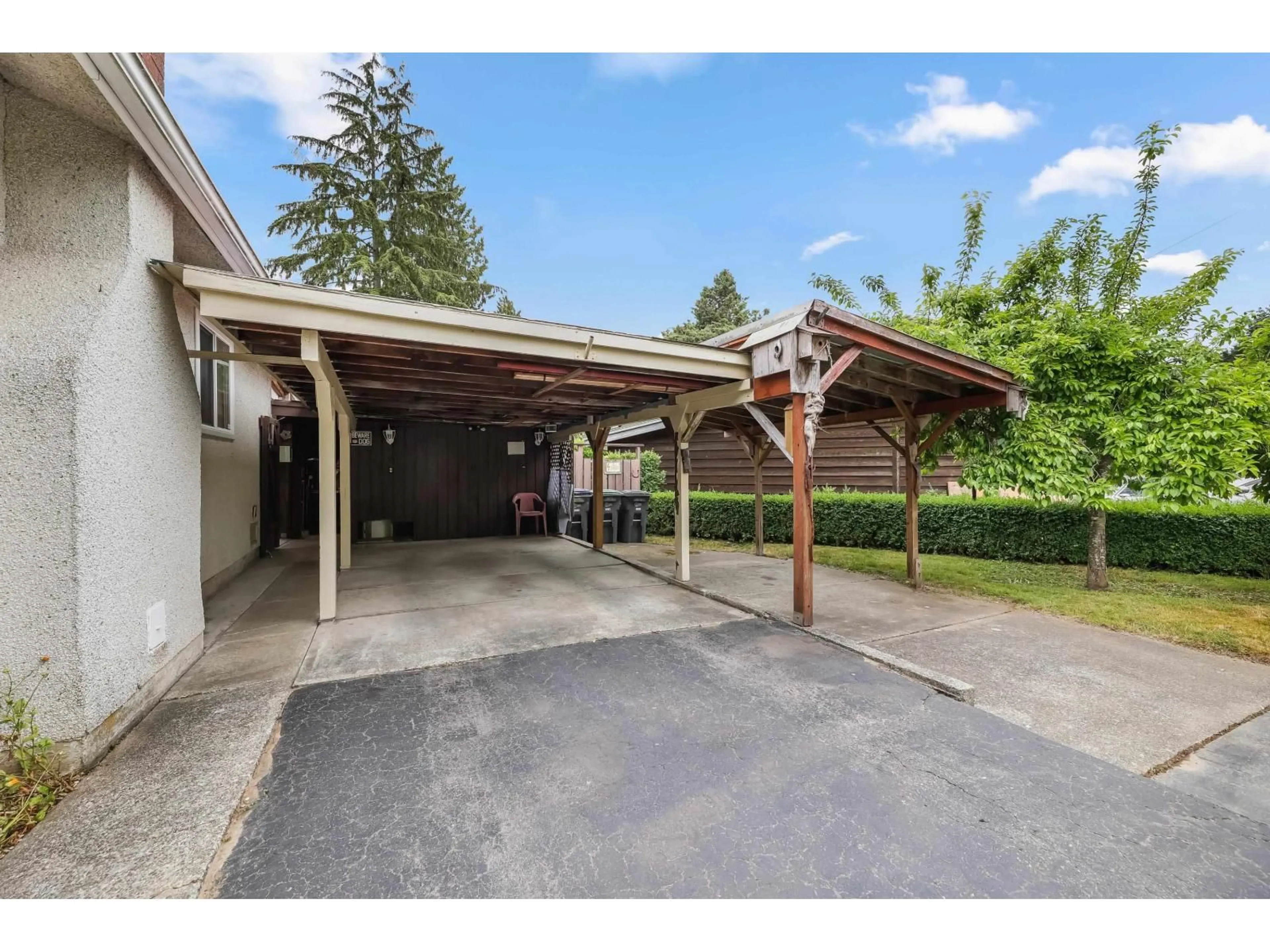 Unknown for 15173 CANARY, Surrey British Columbia V3R4V6