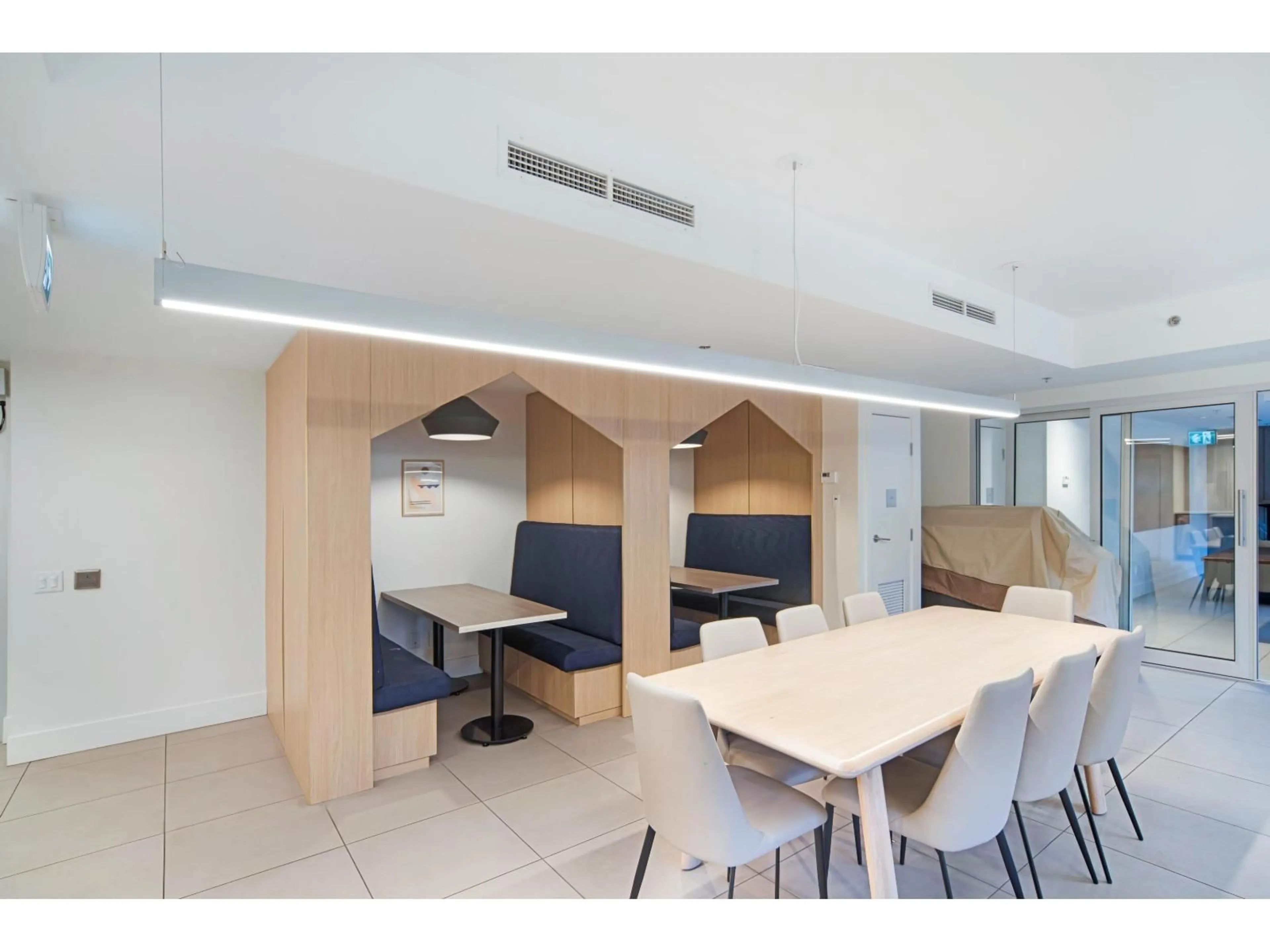 A pic of a room for 801 - 13318 104, Surrey British Columbia V3T0R2