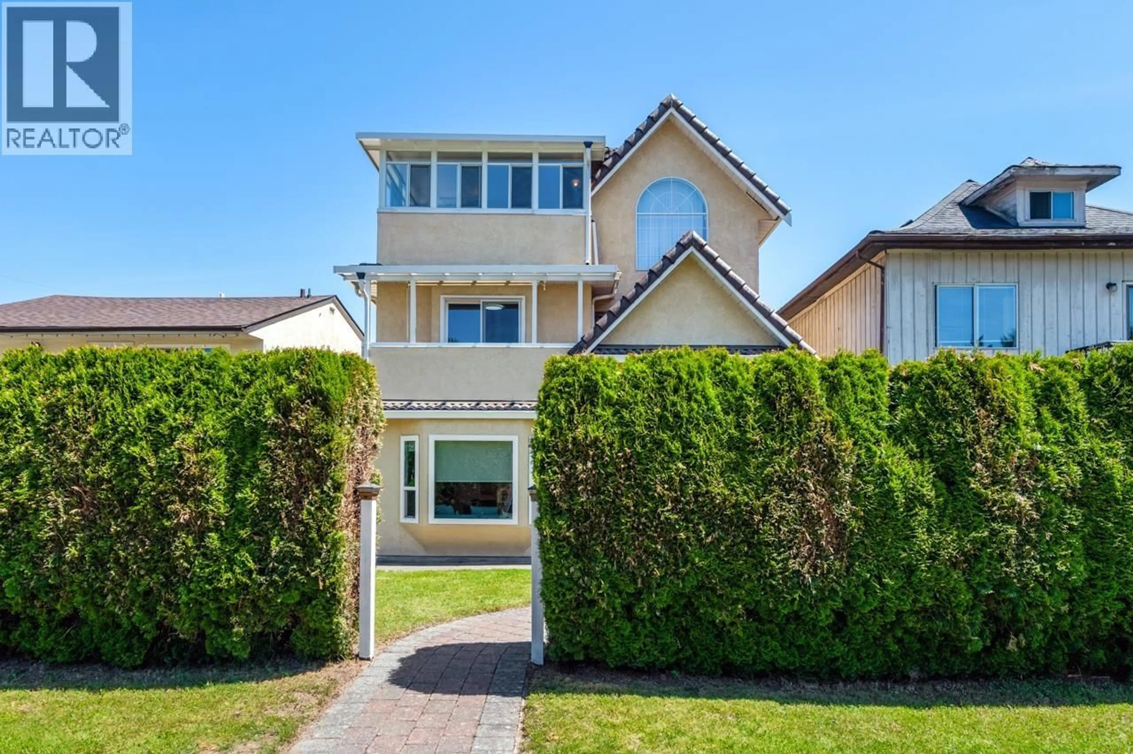 Unknown for 4110 PENTICTON STREET, Vancouver British Columbia V5R1Y1