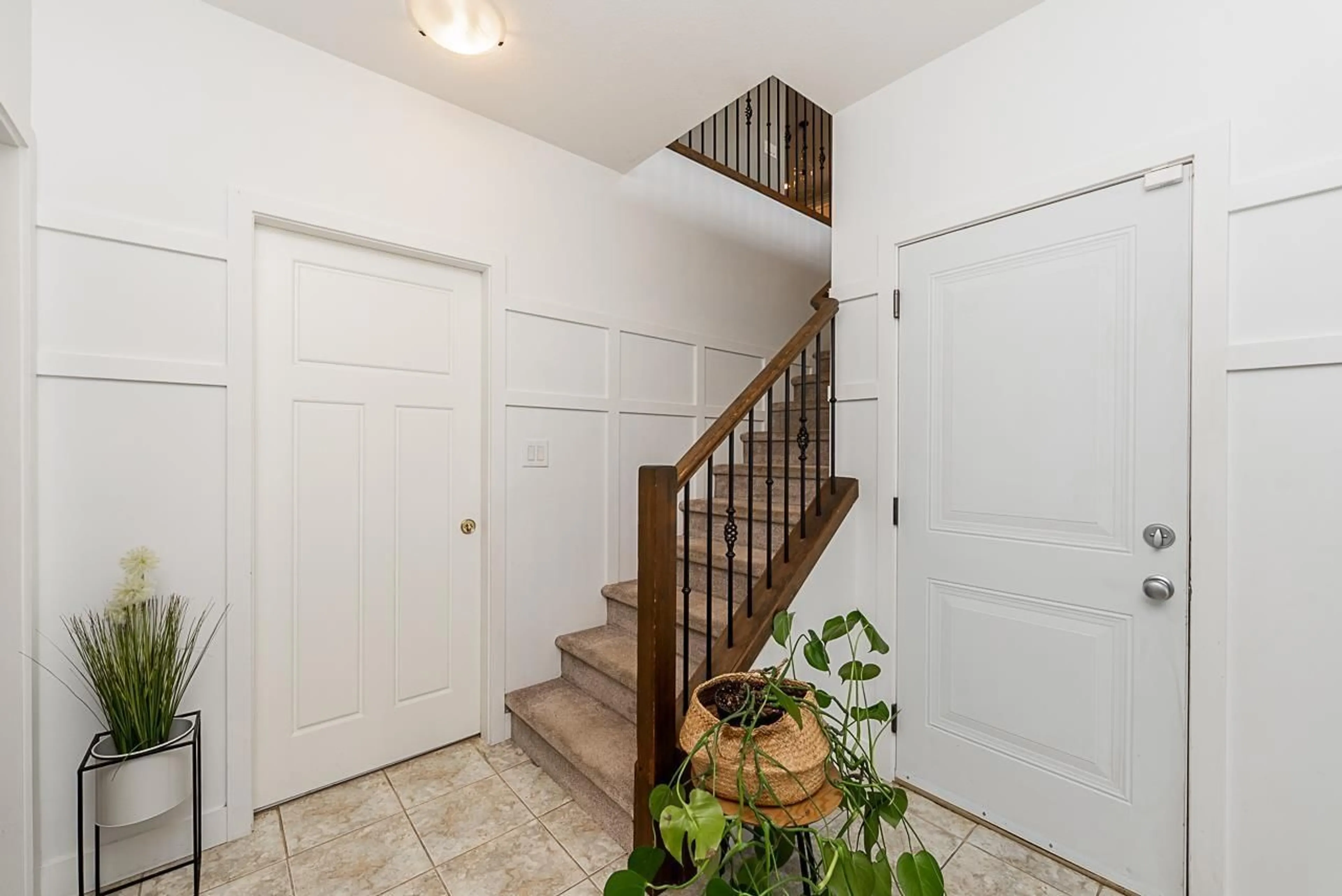 Indoor entryway for 9 - 50354 ADELAIDE PLACE, Chilliwack British Columbia V4Z0A1
