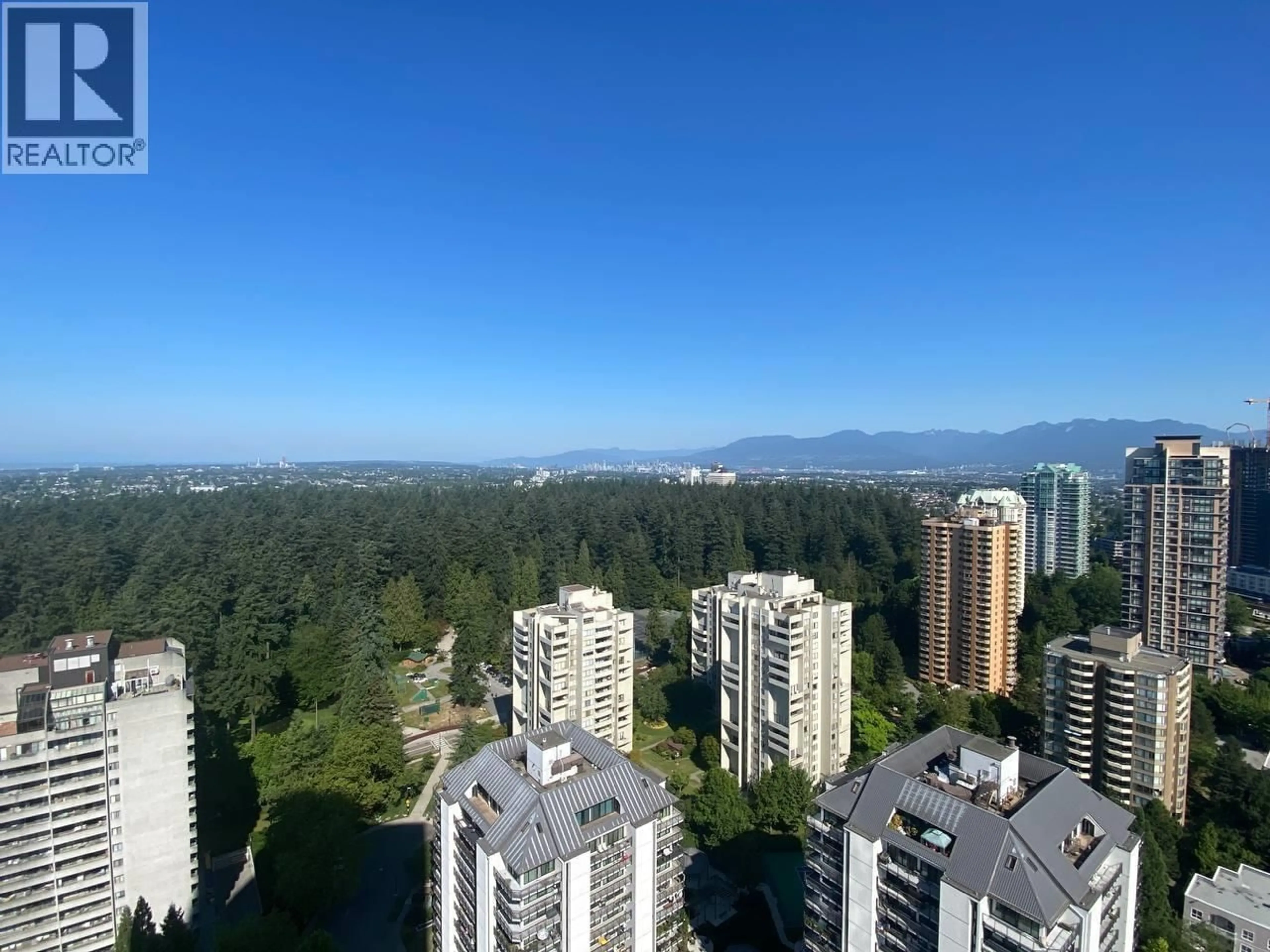 A pic from outside/outdoor area/front of a property/back of a property/a pic from drone, city buildings view from balcony for 2506 - 6468 WILLINGDON AVENUE, Burnaby British Columbia V5H0L3