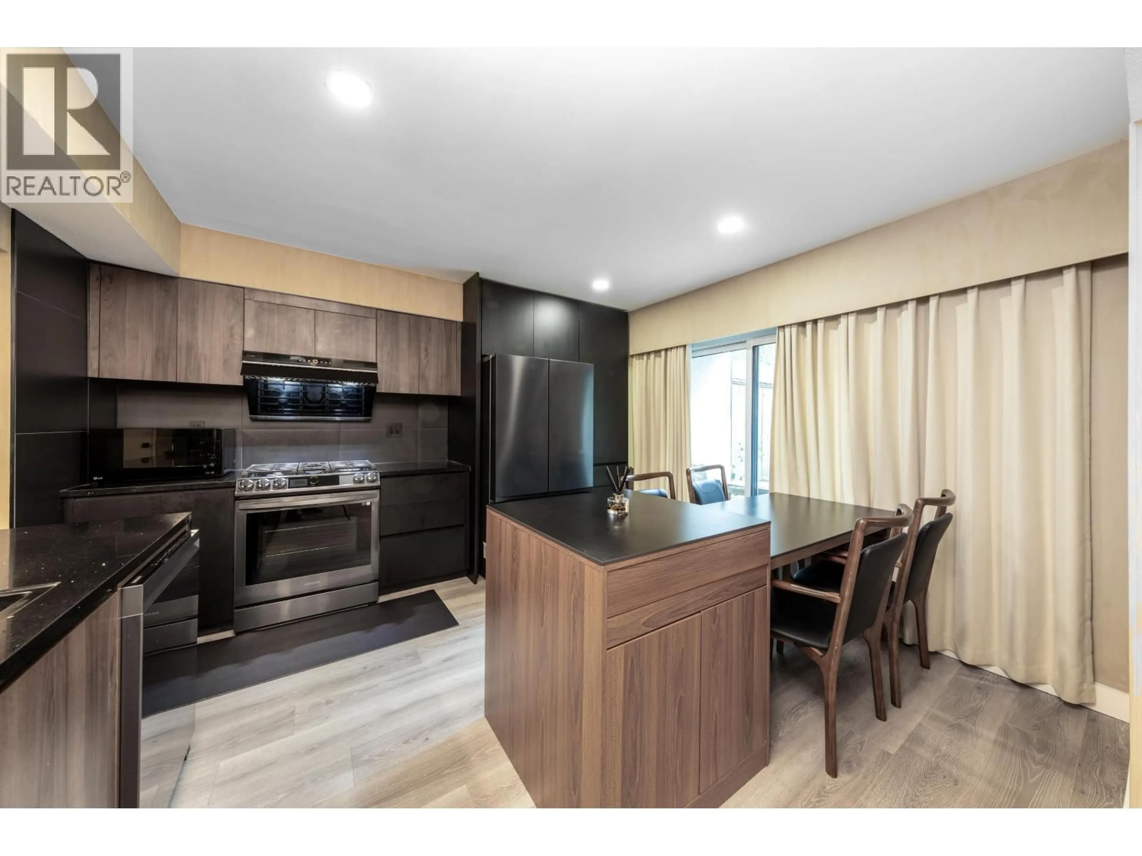 Standard kitchen, wood/laminate floor for 116 - 11491 7TH AVENUE, Richmond British Columbia V7E4J5