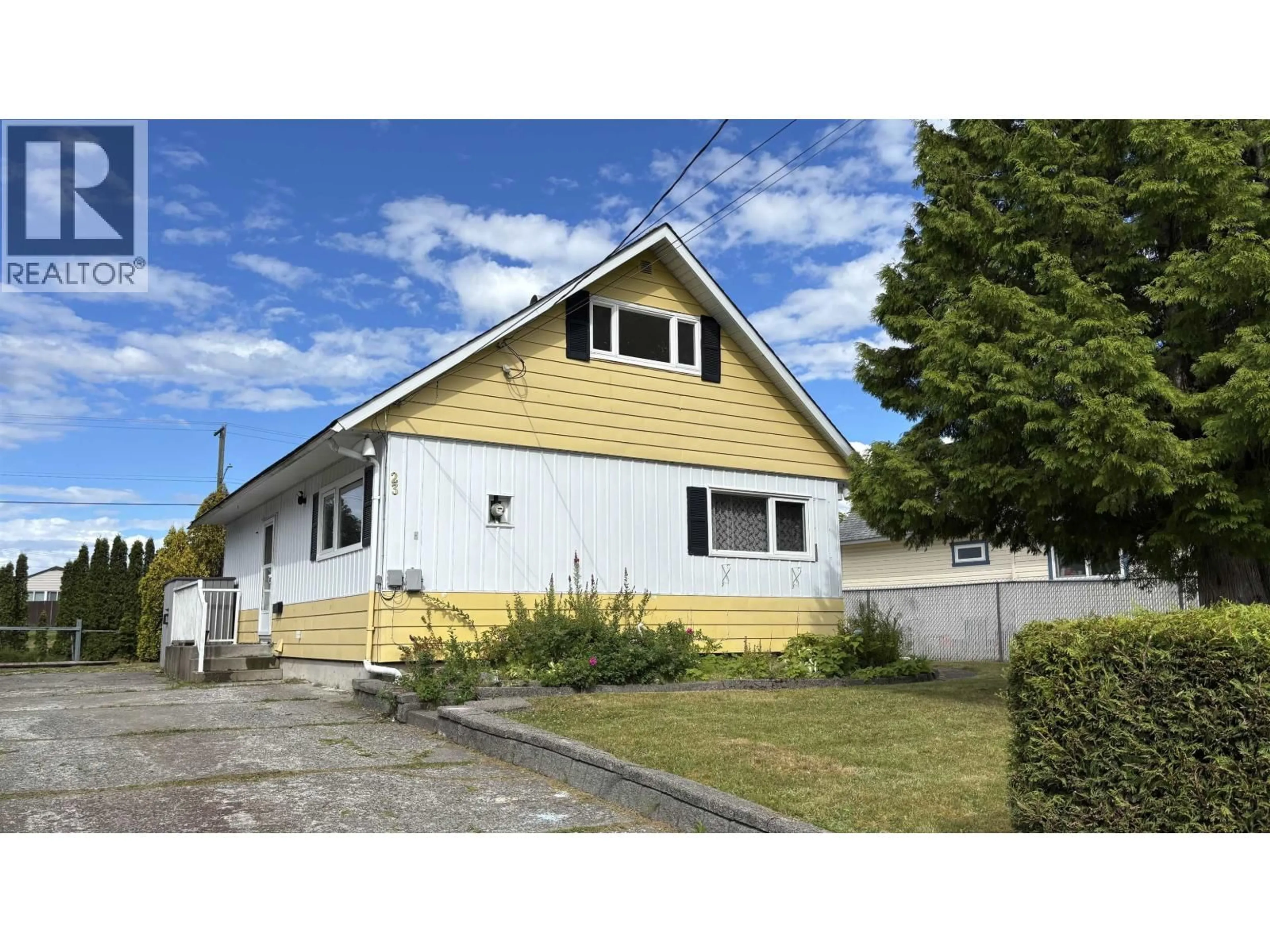 Home with vinyl exterior material, street for 23 FINCH STREET, Kitimat British Columbia V8C1T1