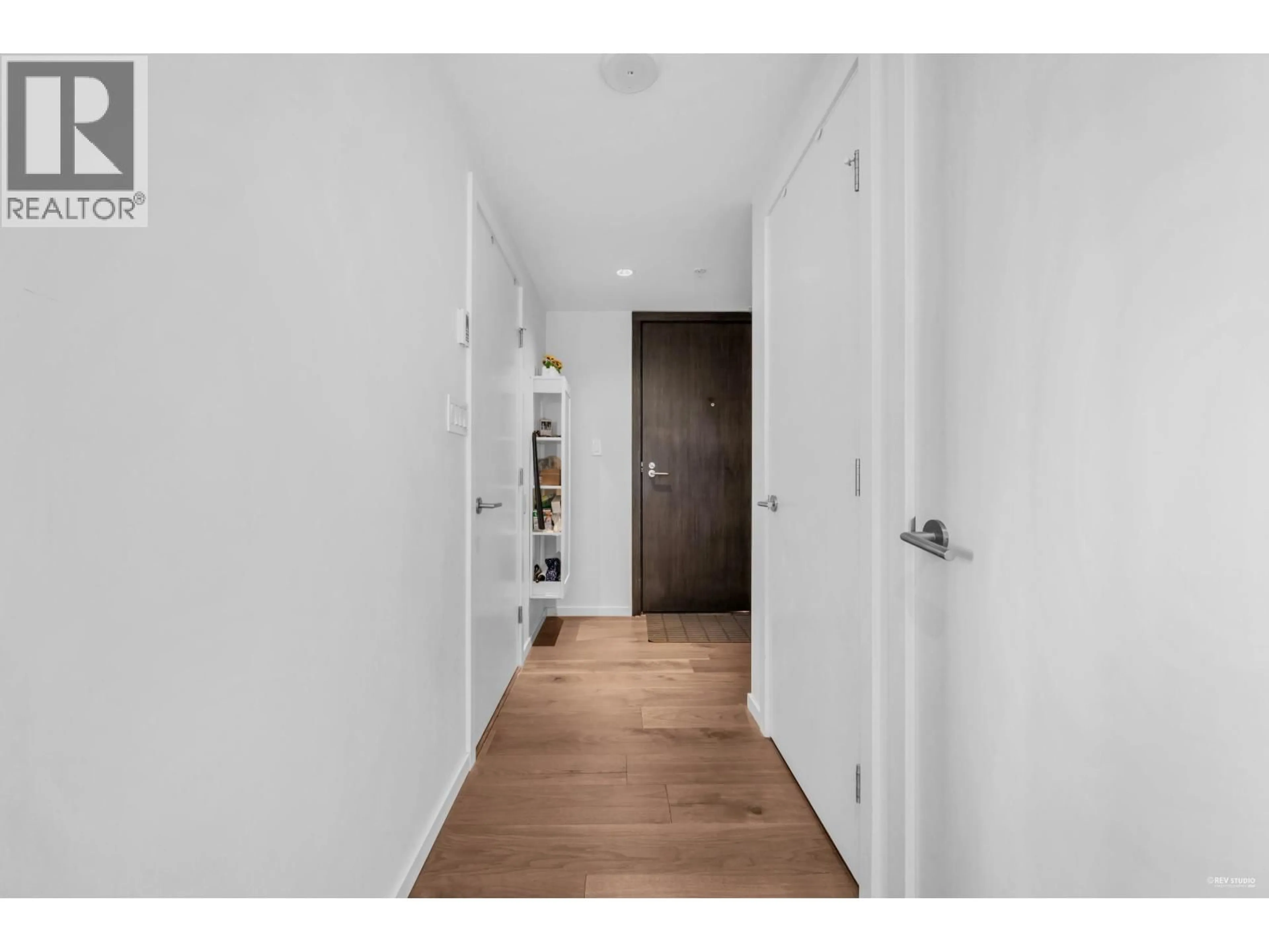 Indoor entryway for 601 - 8588 CORNISH STREET, Vancouver British Columbia V6P0C1