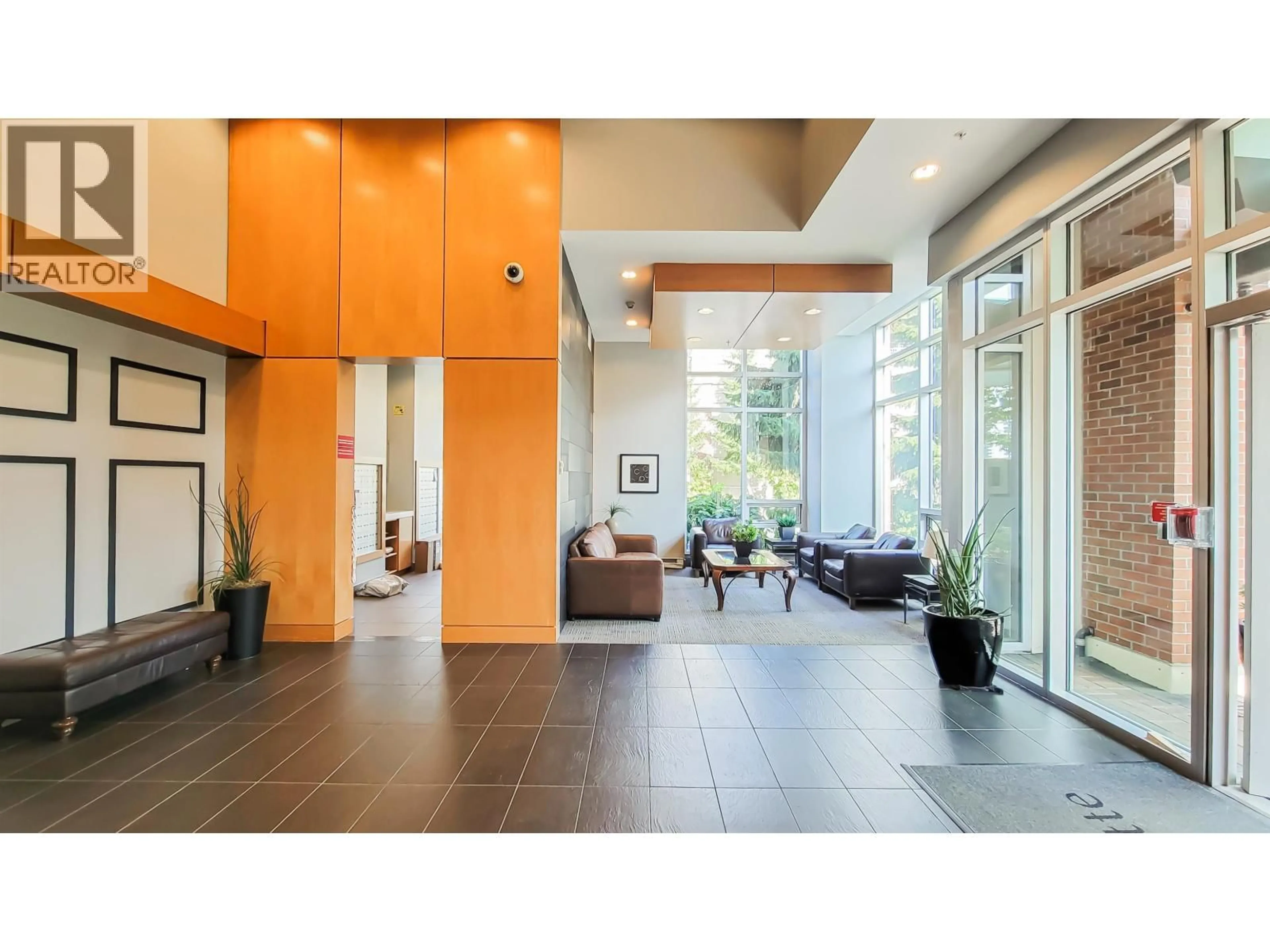 Indoor foyer for 810 - 9868 CAMERON STREET, Burnaby British Columbia V3J0A5
