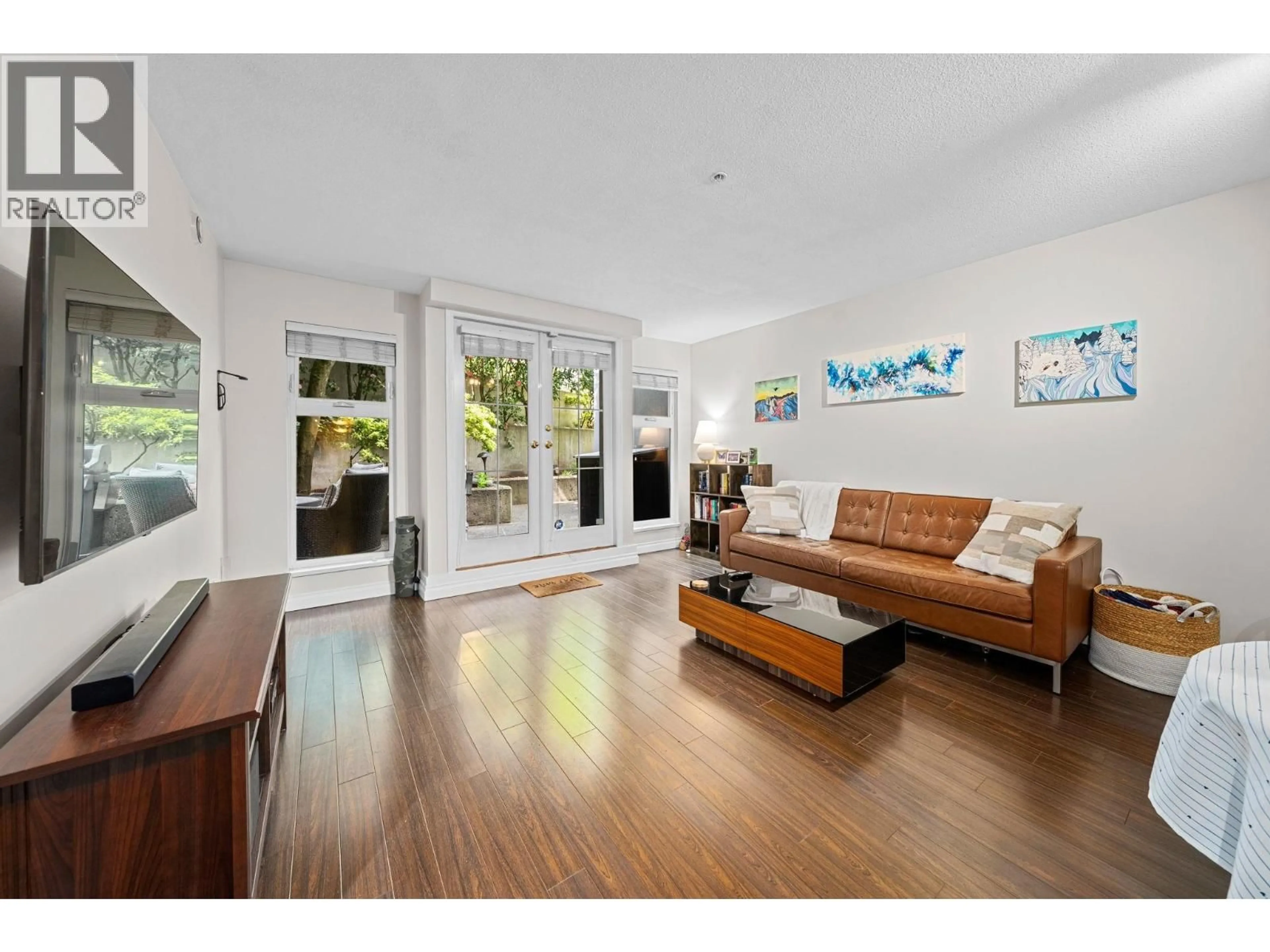Living room with furniture, unknown for 106 - 1023 WOLFE AVENUE, Vancouver British Columbia V6H1V6