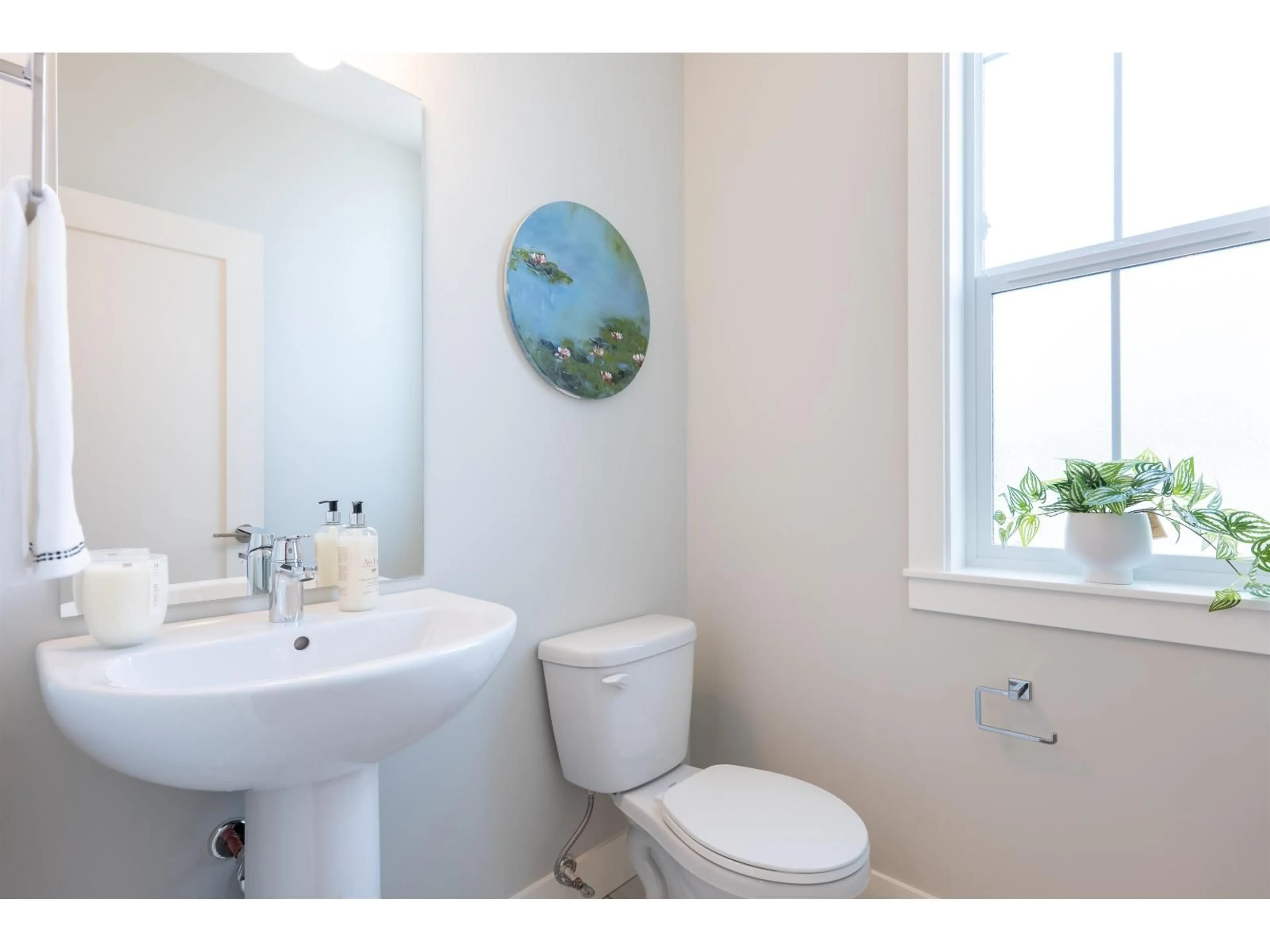 Standard bathroom, ceramic/tile floor for 13 - 7243 WILLOWSTREAM ROAD, Chilliwack British Columbia V2R6M1