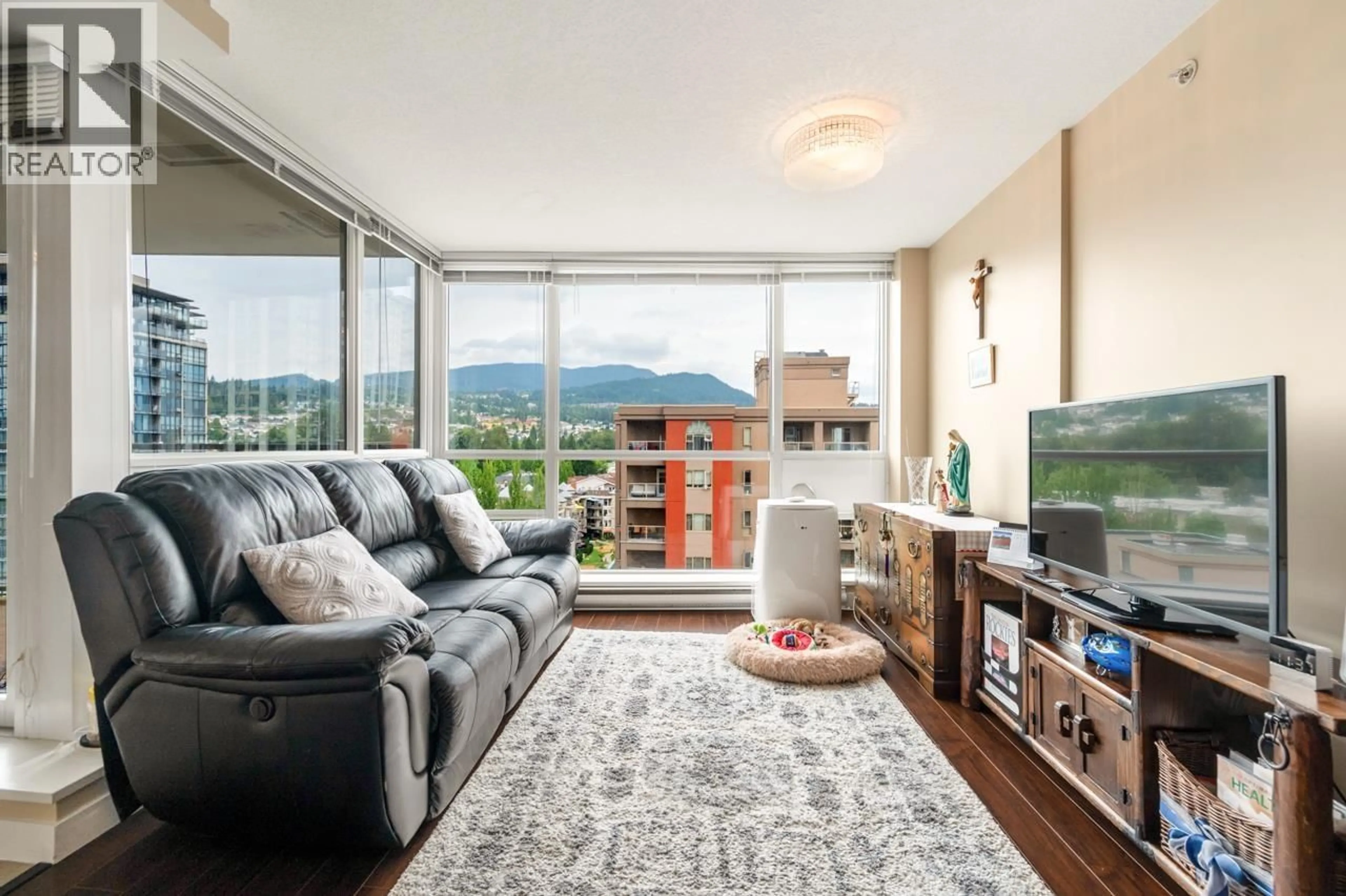 Living room with furniture, unknown for 1201 - 2978 GLEN DRIVE, Coquitlam British Columbia V3B0C3